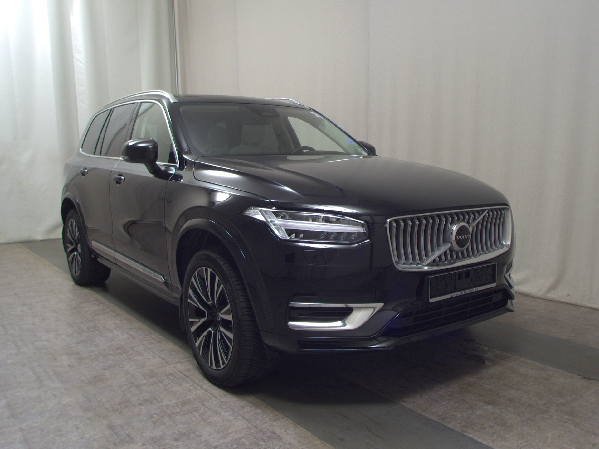 Volvo XC90 T8 AWD Hybrid 7-Sitze Leder Navi LED Pano 3