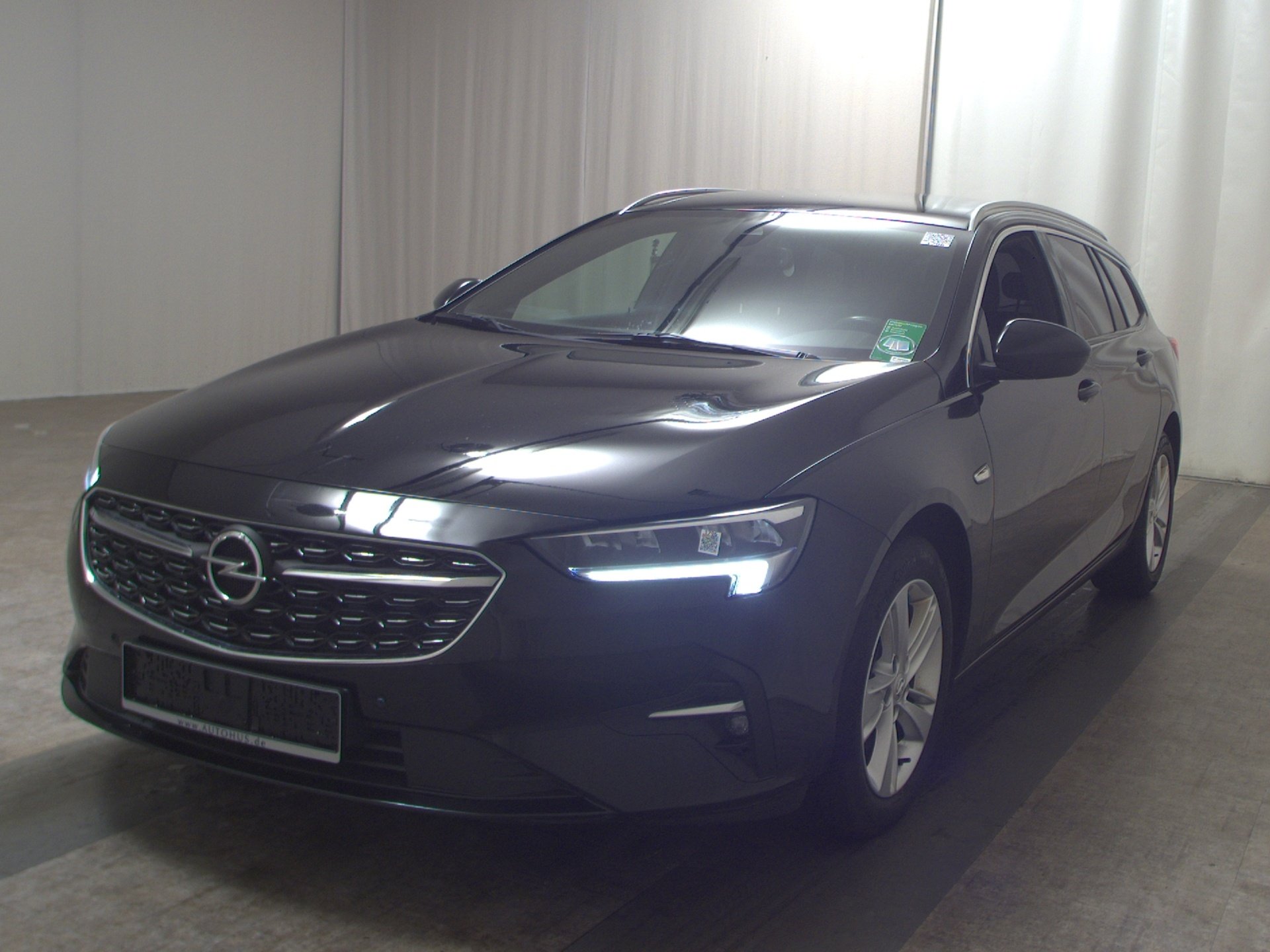 Opel Insignia ST 2.0 D Business Ed. Navi LED Shz AHK PDC 2