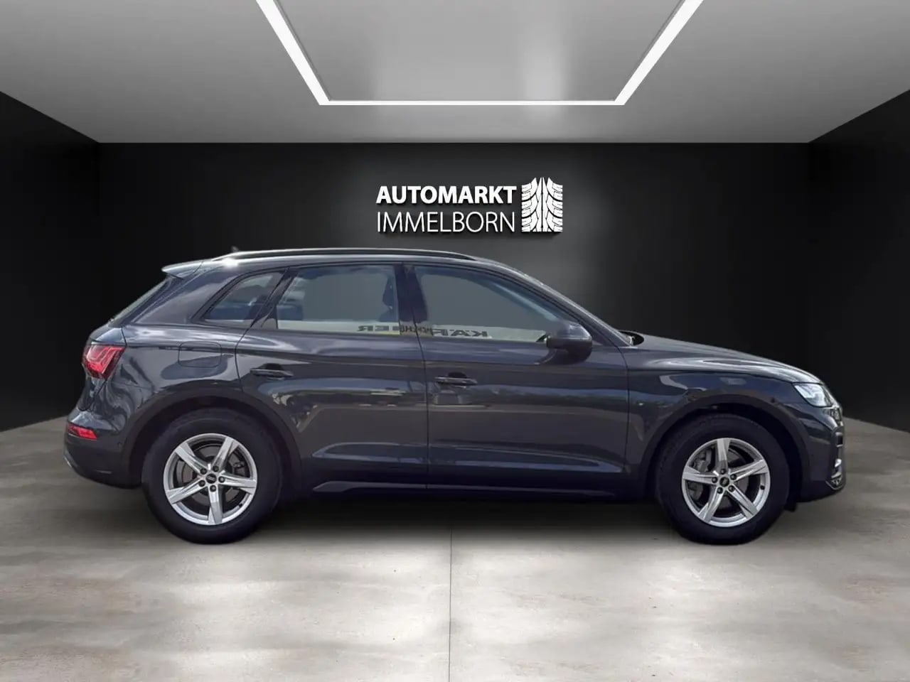 Audi Q5 35 SPORT VollLeder**Matrix*4xSHZ**18*Kamera 11