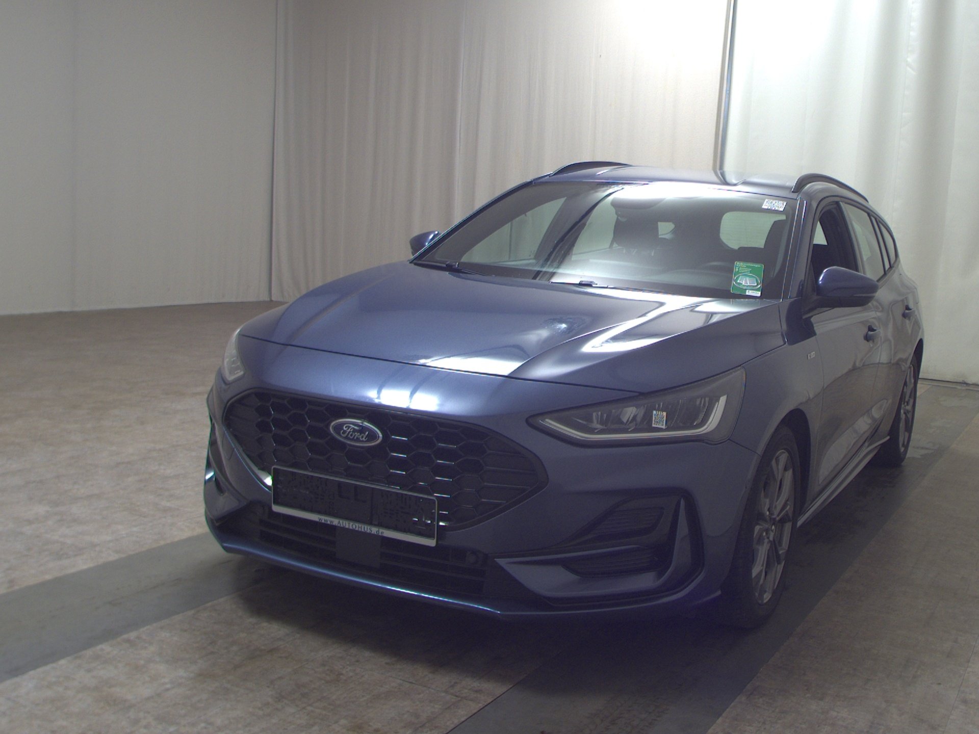 Ford Focus Turnier 1.5 EB ST-Line Navi LED RfK PDC 2