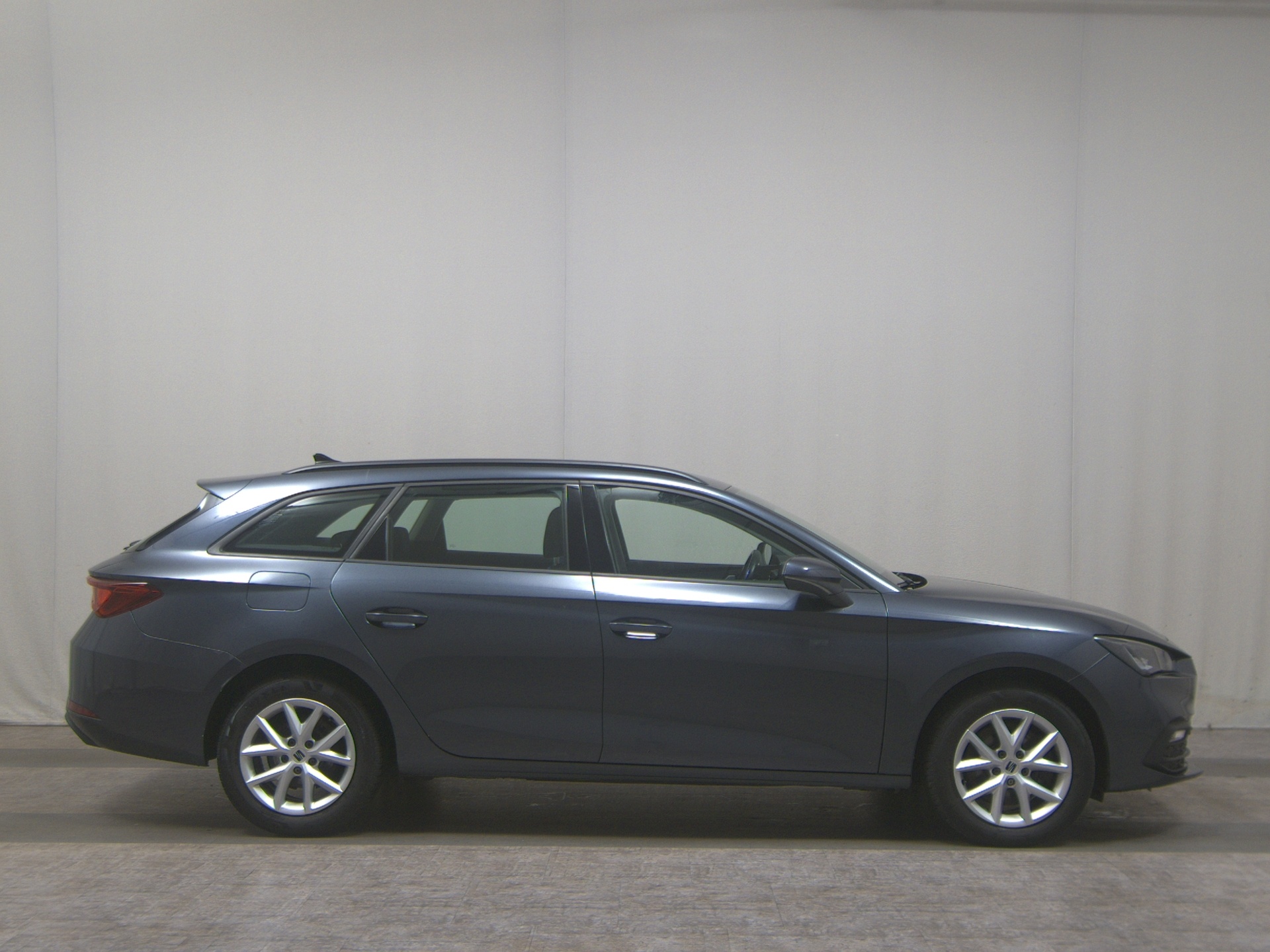 Seat Leon Sportstourer 2.0 TDI Style Navi LED vc ACC