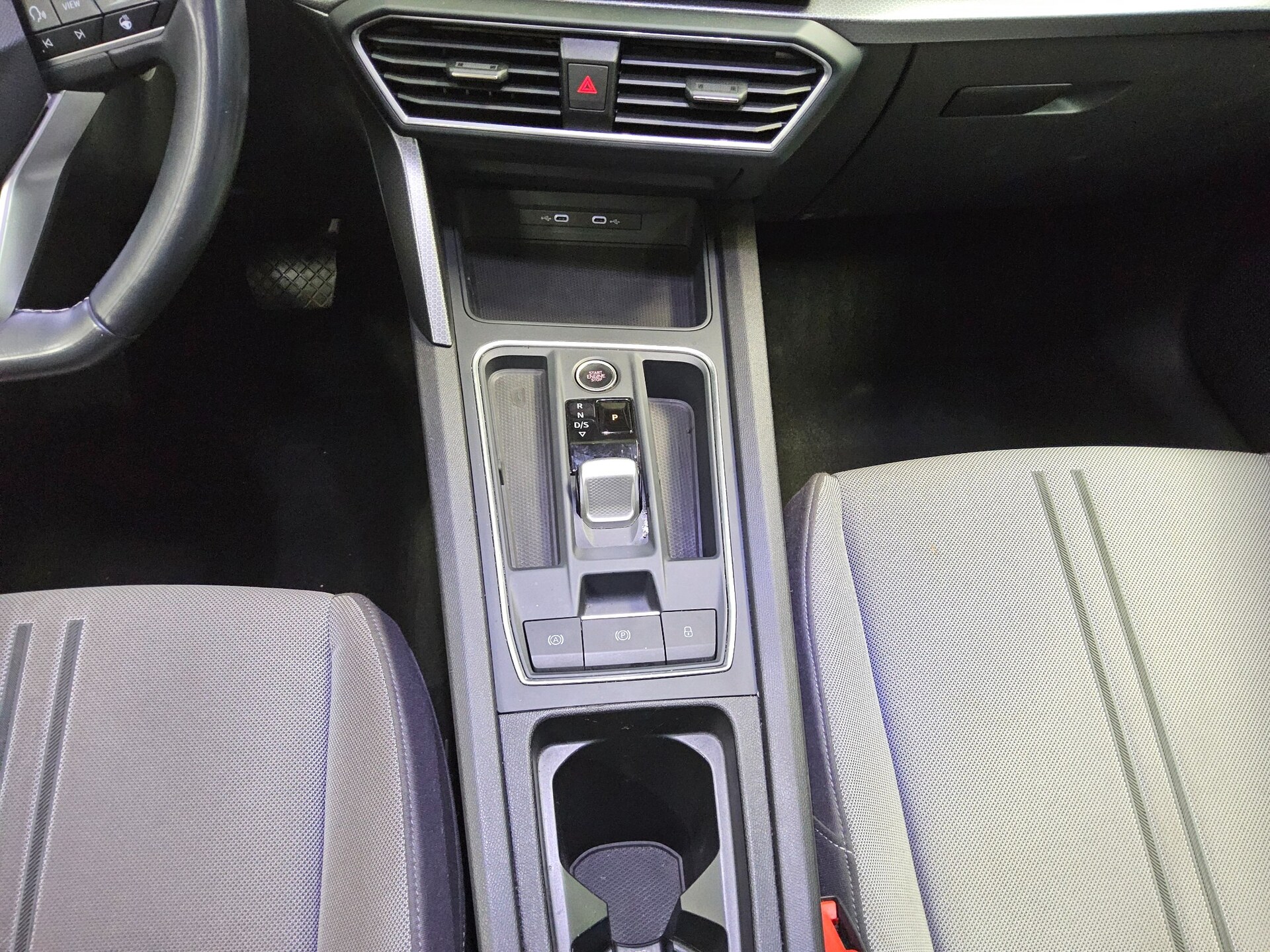 Seat Leon Sportstourer 2.0 TDI Style Navi LED vc ACC 6
