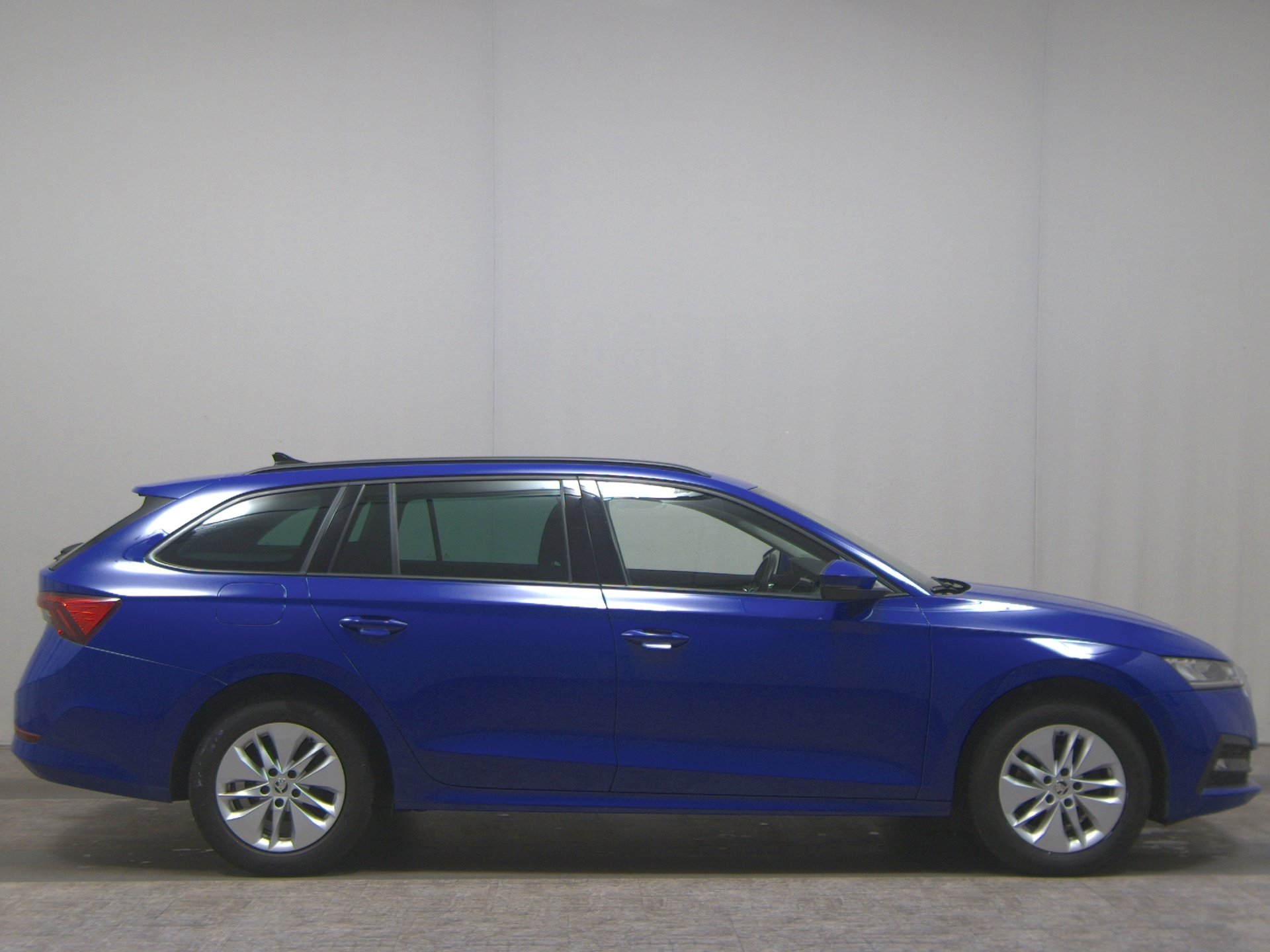 Skoda Octavia Kombi 2.0 TDI Ambition Navi LED virtual
