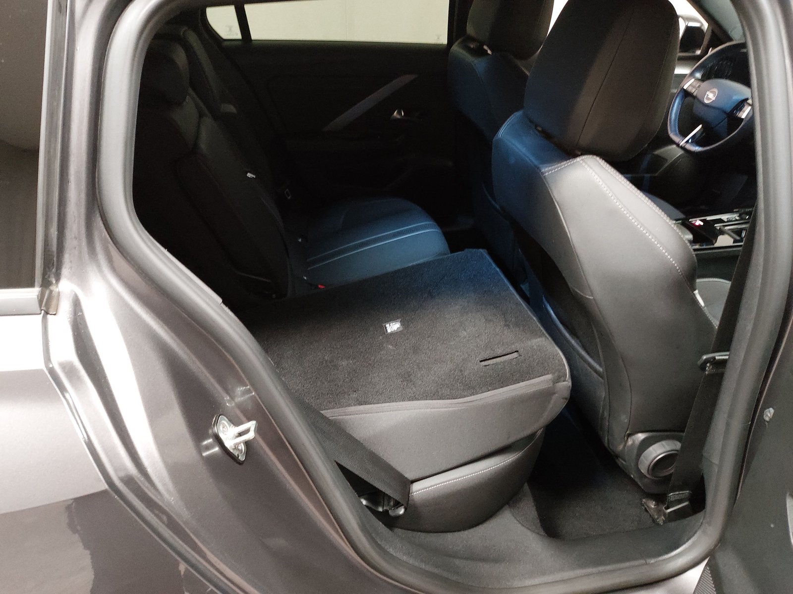 Opel Astra ST 1.5 D GS Line 1.5 CDTI GS T-Leder Navi 11