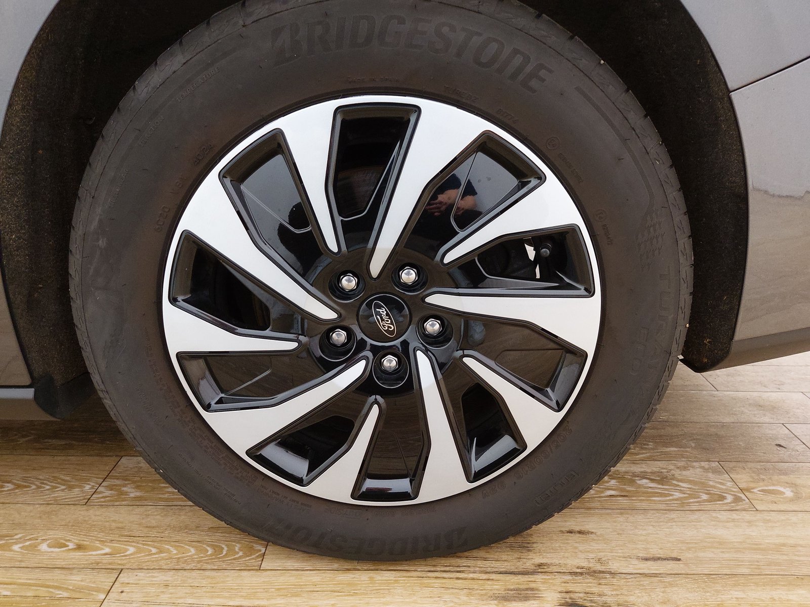 Ford Focus Turnier 1.5 EB Titanium NAVI LED SHZ RFK ACC 8