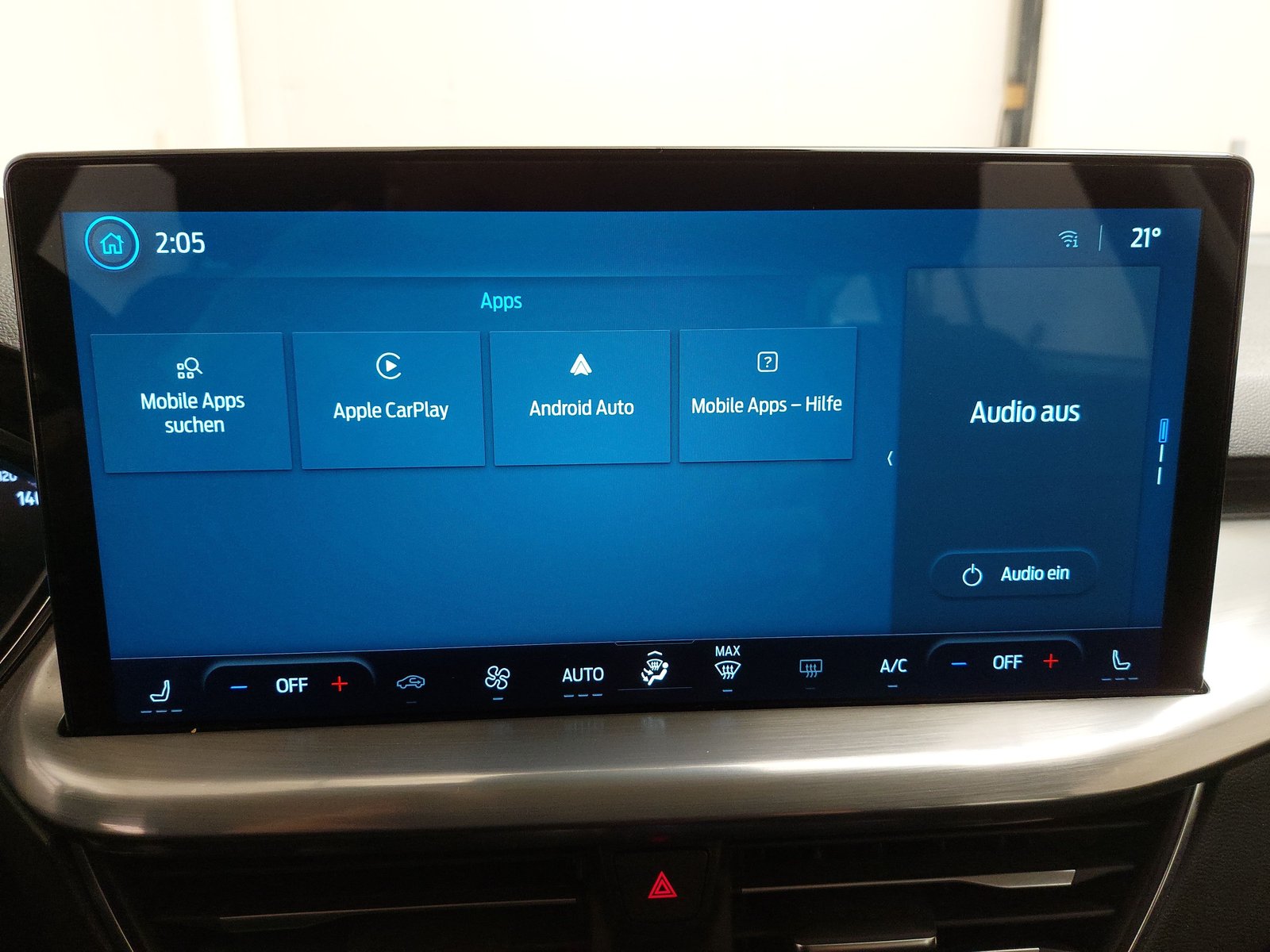 Ford Focus Turnier 1.5 EB Titanium NAVI LED SHZ RFK ACC 19