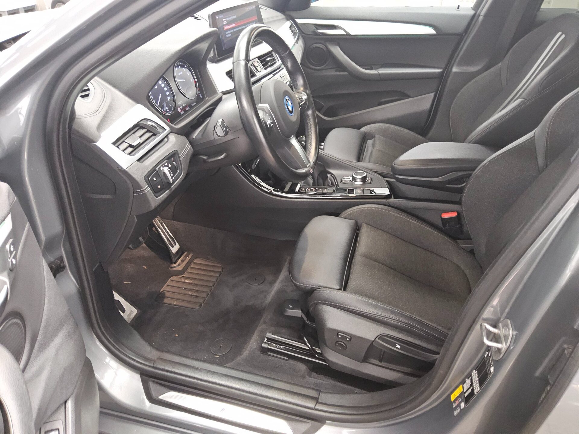 BMW X2 xDrive25e M-Sport T-Leder Navi LED HuD 8