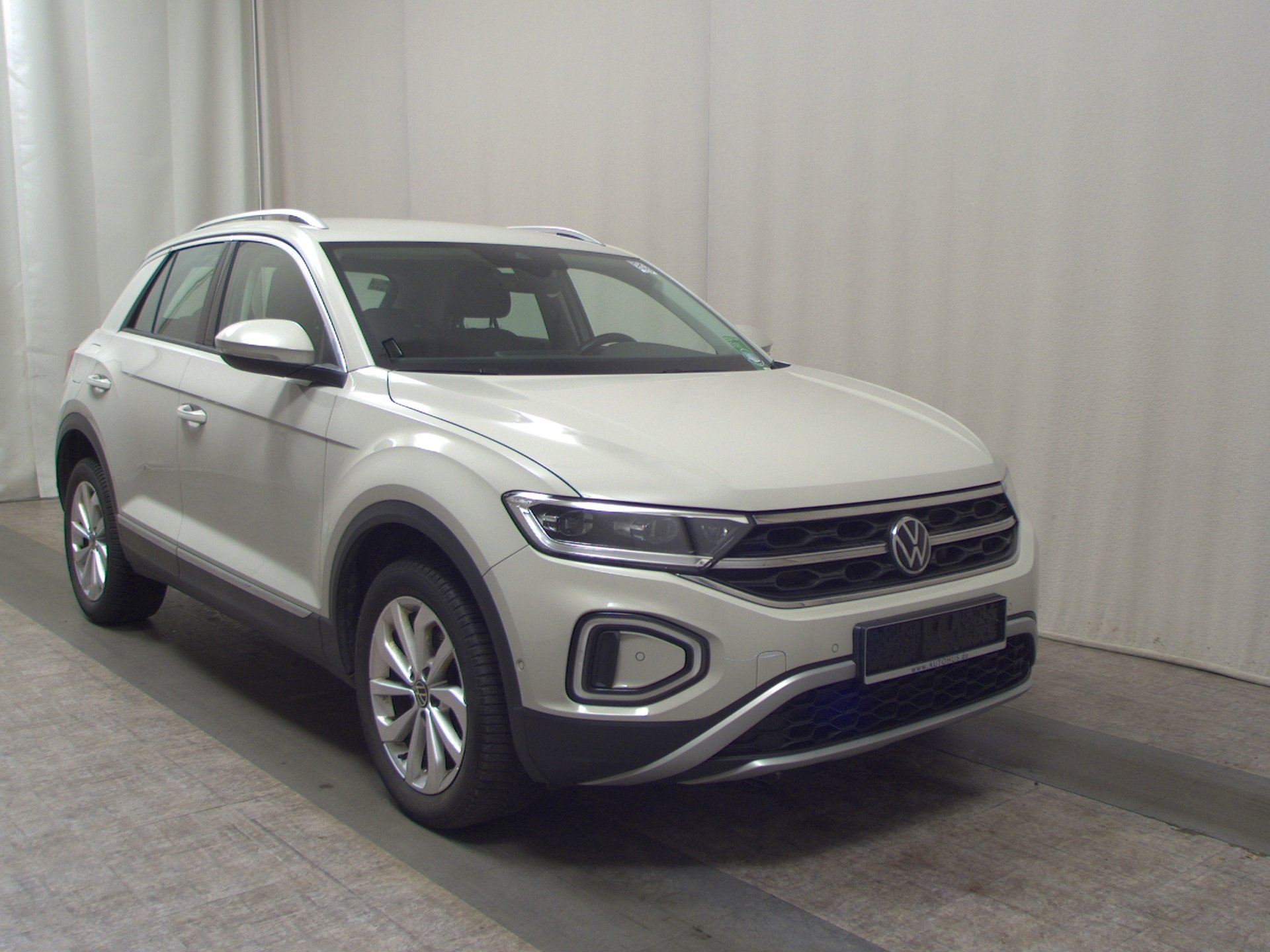 Volkswagen T-Roc 1.0 TSI Style T-Leder Navi LED AID PDC 3