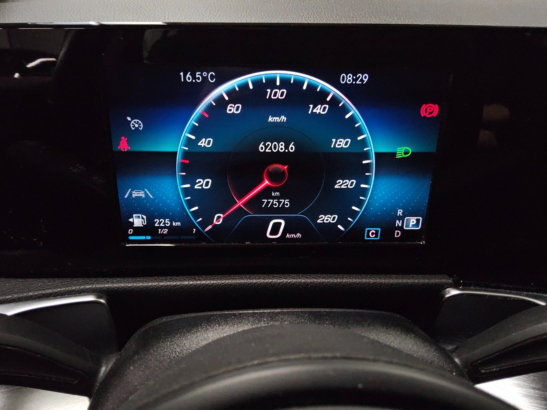 Mercedes-Benz GLB 200 d Style T-Leder Navi LED StHzg RfK MBUX 8