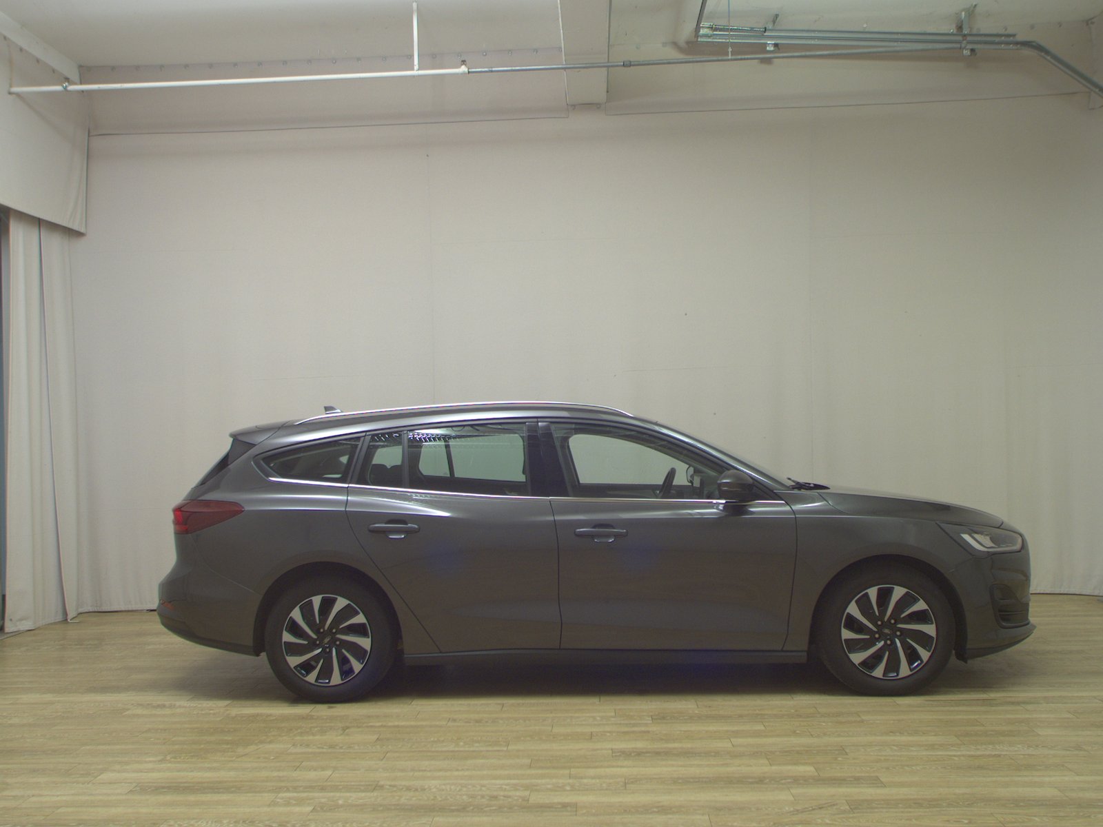 Ford Focus Turnier 1.5 EB Titanium S NAVI LED SHZ PDC