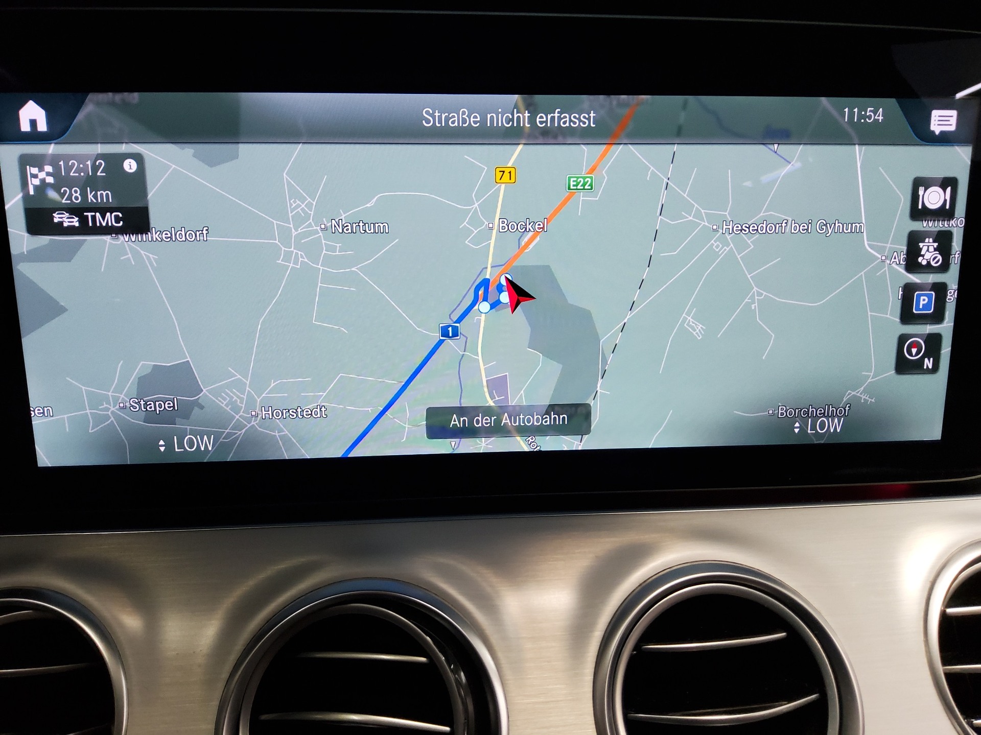 Mercedes-Benz E 300 T e Avantgarde Navi LED AHK MBIX 360°- Cam 7