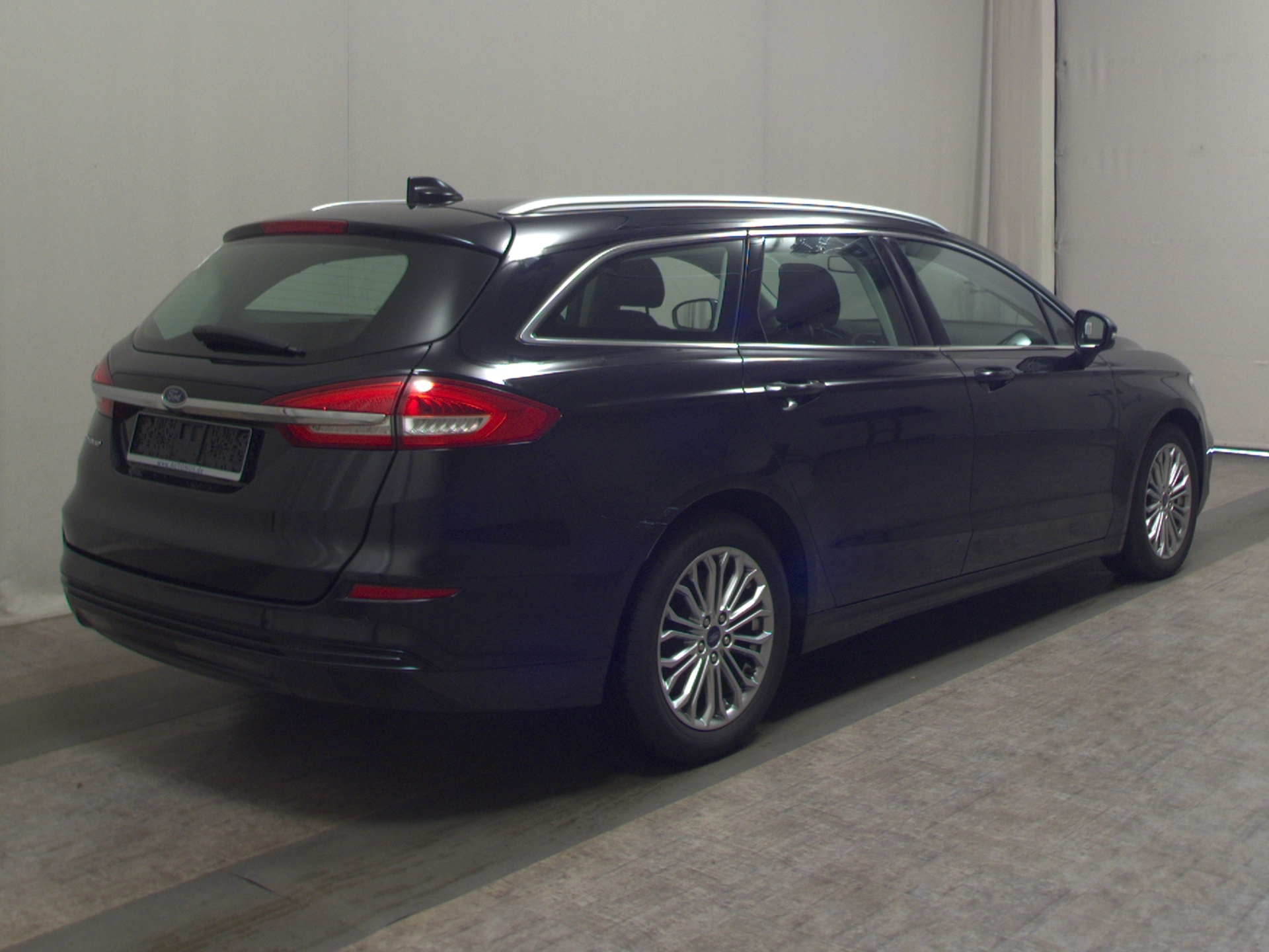 Ford Mondeo Turnier 2.0 EB Titanium Navi LED RFK  AHK 4