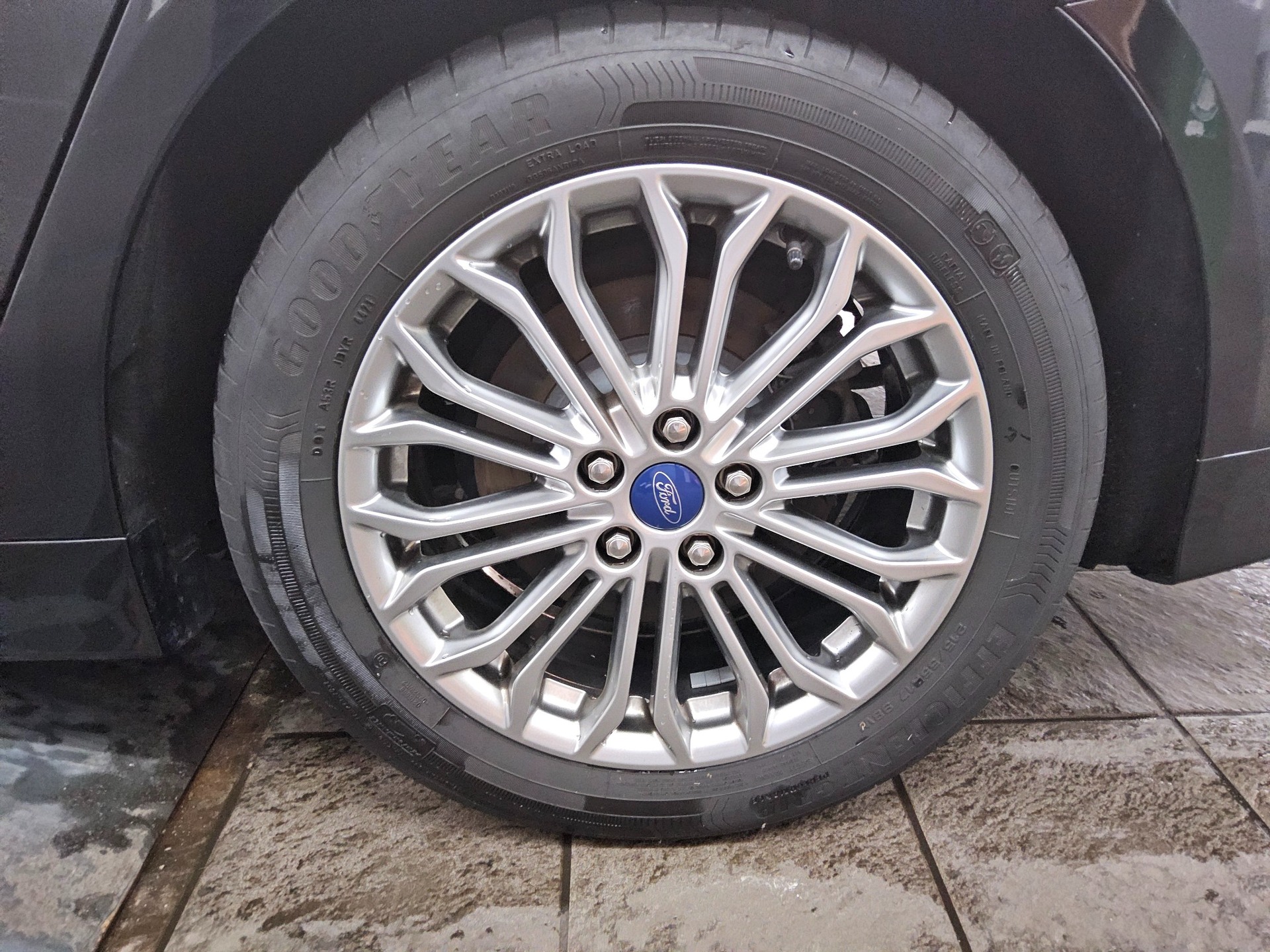 Ford Mondeo Turnier 2.0 EB Titanium Navi LED RFK  AHK 10