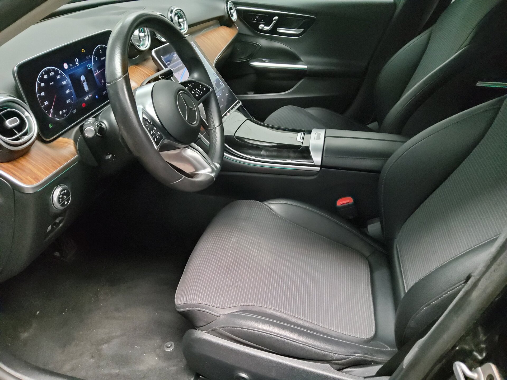 Mercedes-Benz C 220 T d Avantgarde T-Leder Navi Digital Light 9
