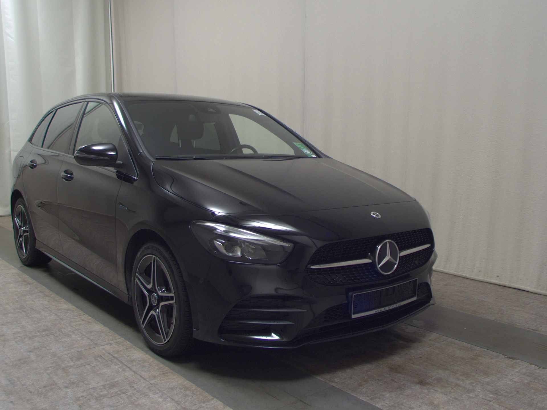 Mercedes-Benz B 250 e AMG-Line Edition 2020 Night Navi LED 3