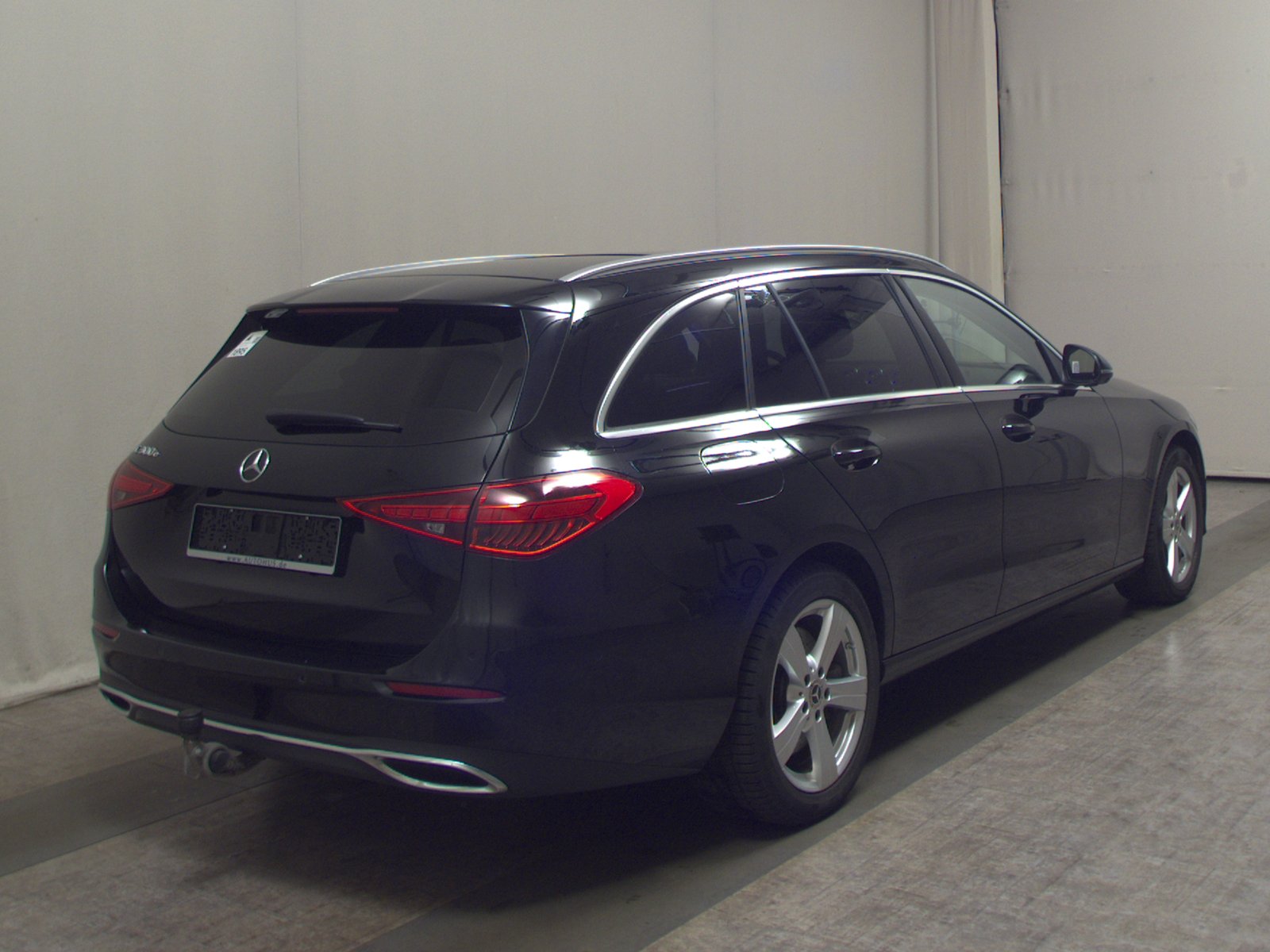 Mercedes-Benz C 300 T e Avantgarde NAVI KLIMAAUT RADIO TEMPO MFL 4