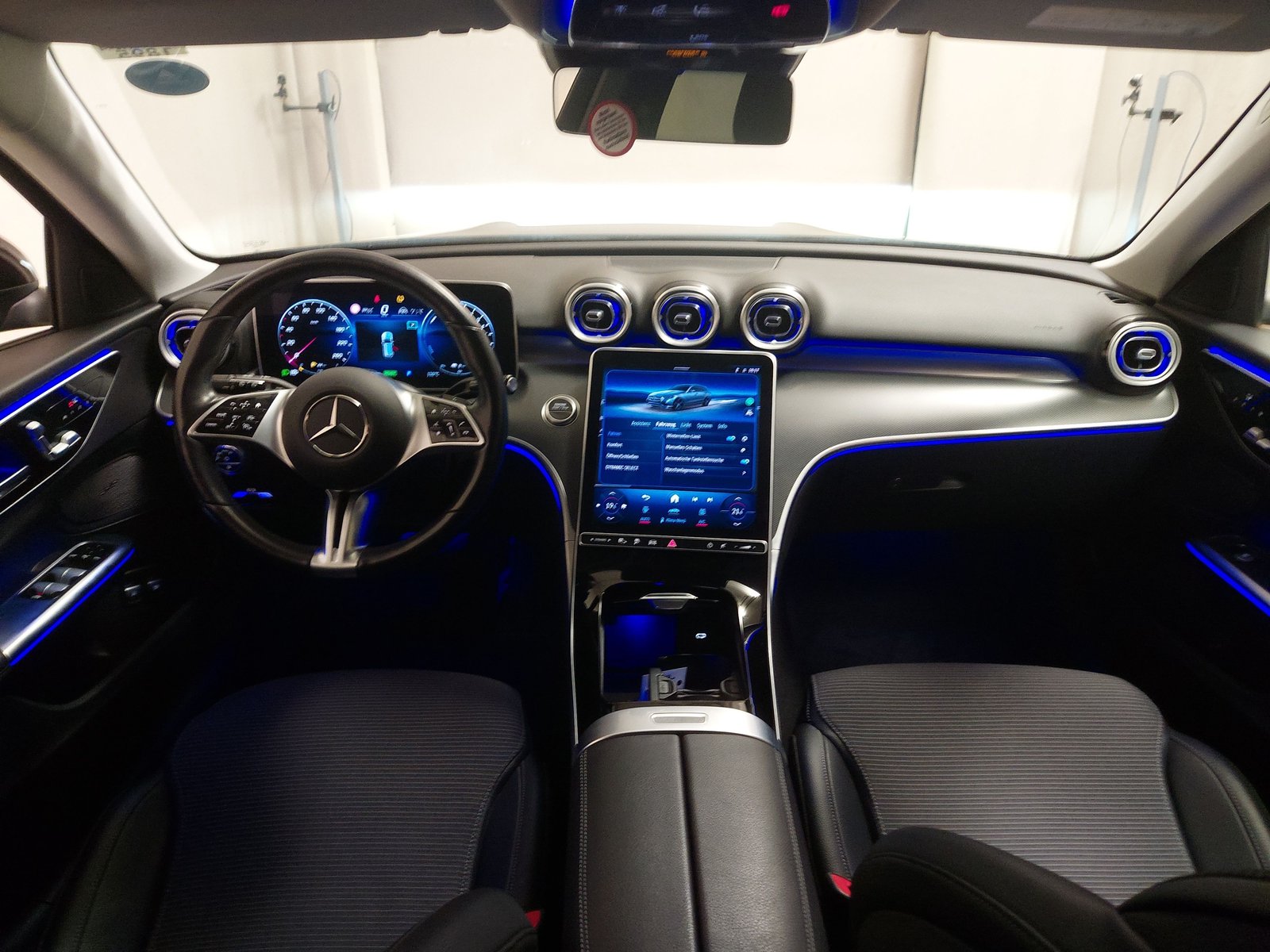 Mercedes-Benz C 300 T e Avantgarde NAVI KLIMAAUT RADIO TEMPO MFL 13