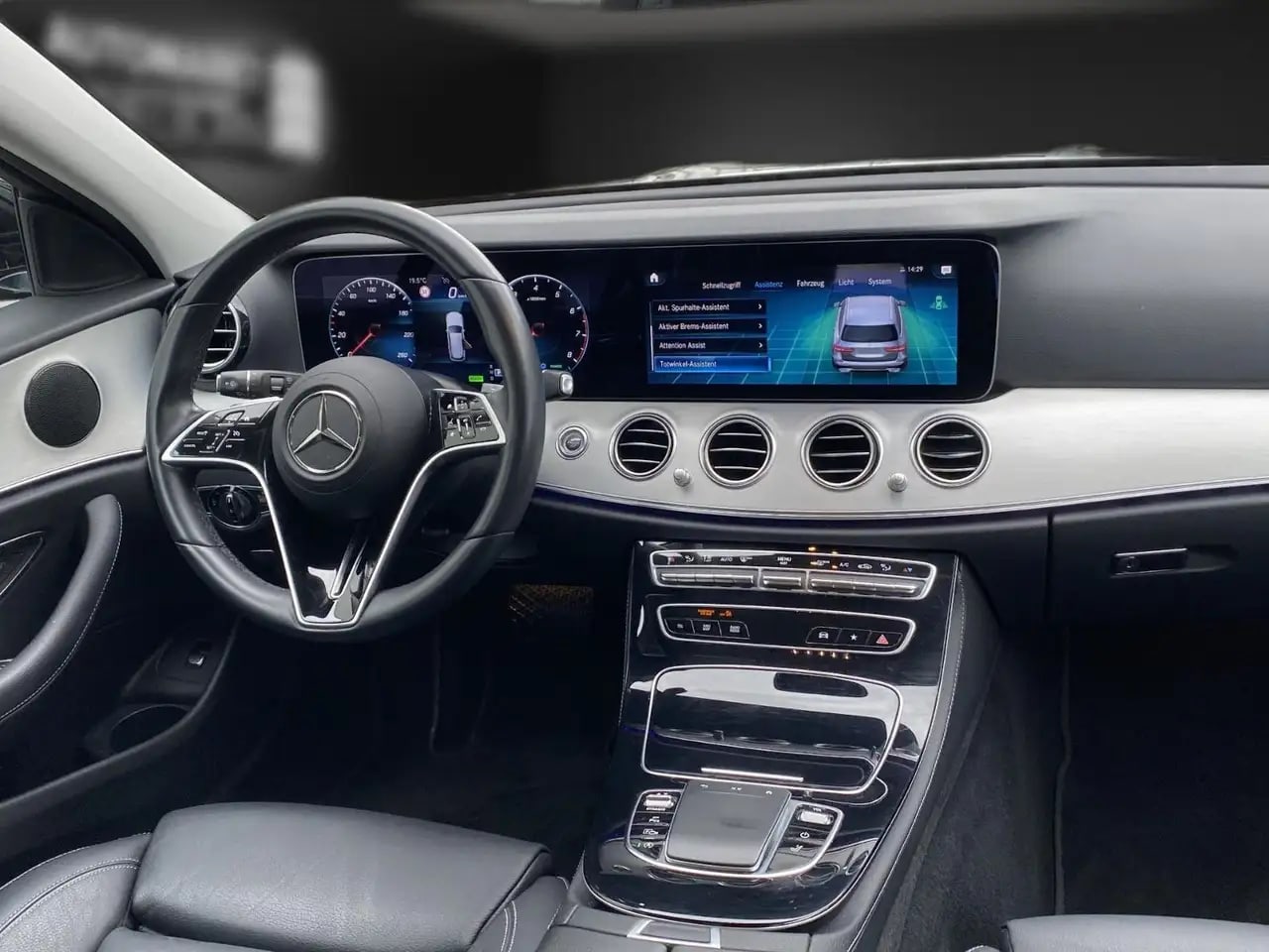Mercedes-Benz E 300 Avantgarde Vollleder*LED*Kamera*Wides*DAB* 11