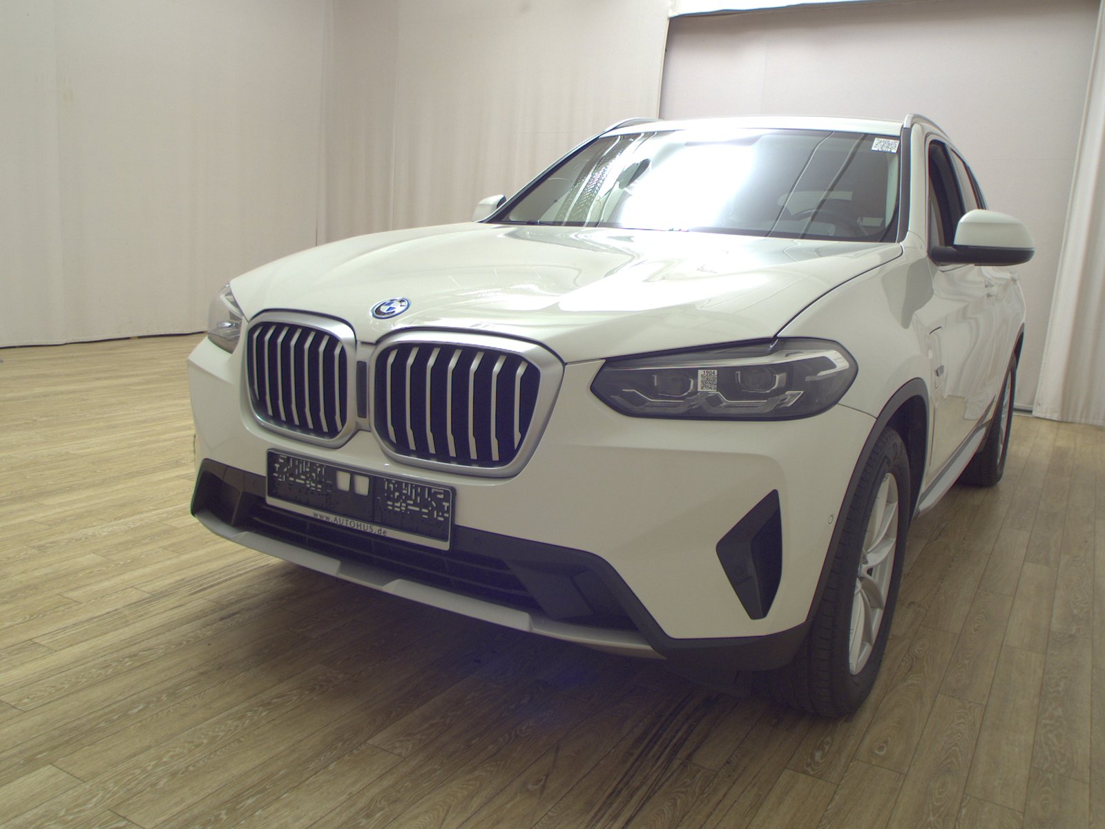 BMW X3 xDrive30e Leder Navi LED RFK AHK 2