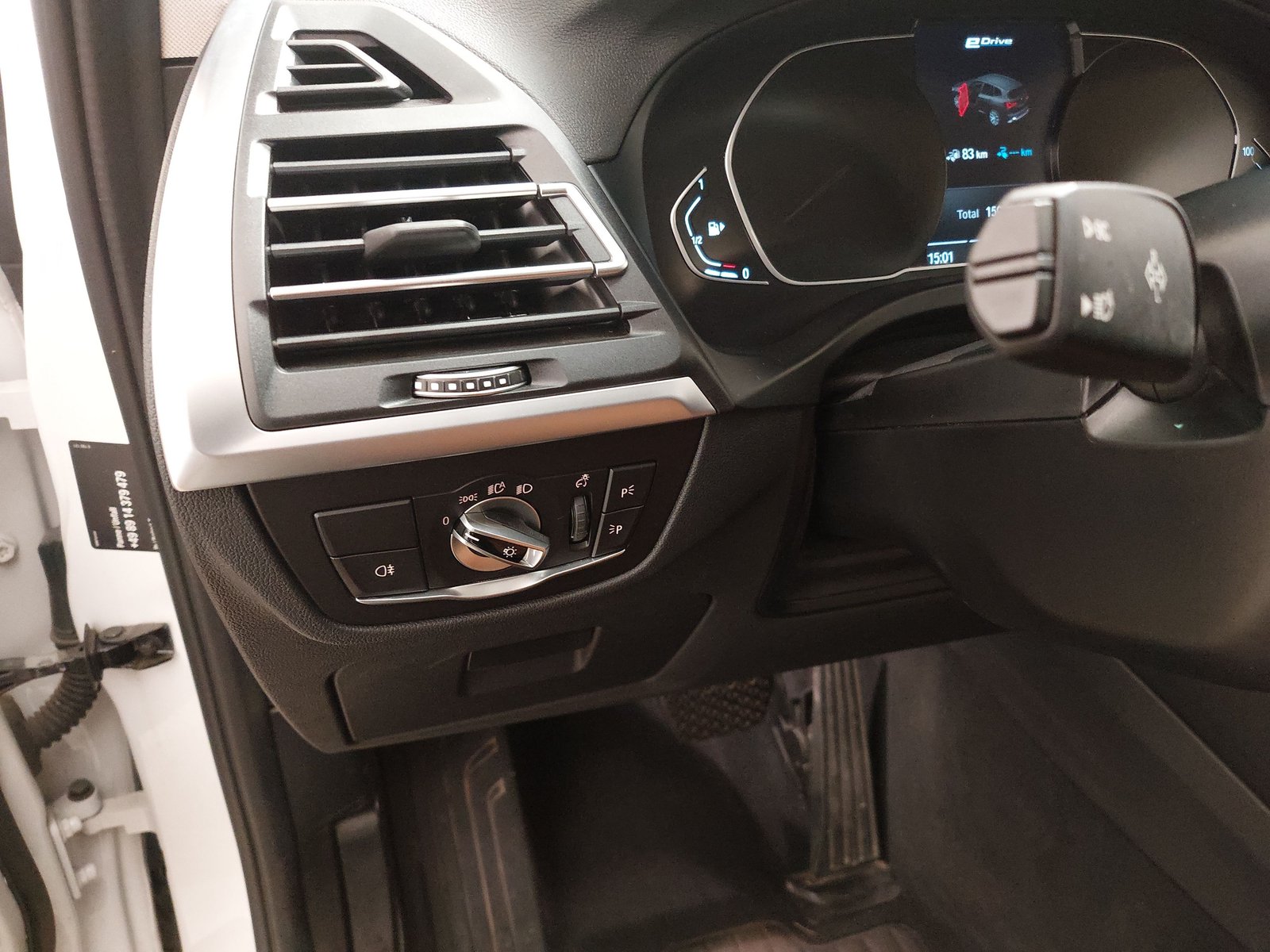 BMW X3 xDrive30e Leder Navi LED RFK AHK 7