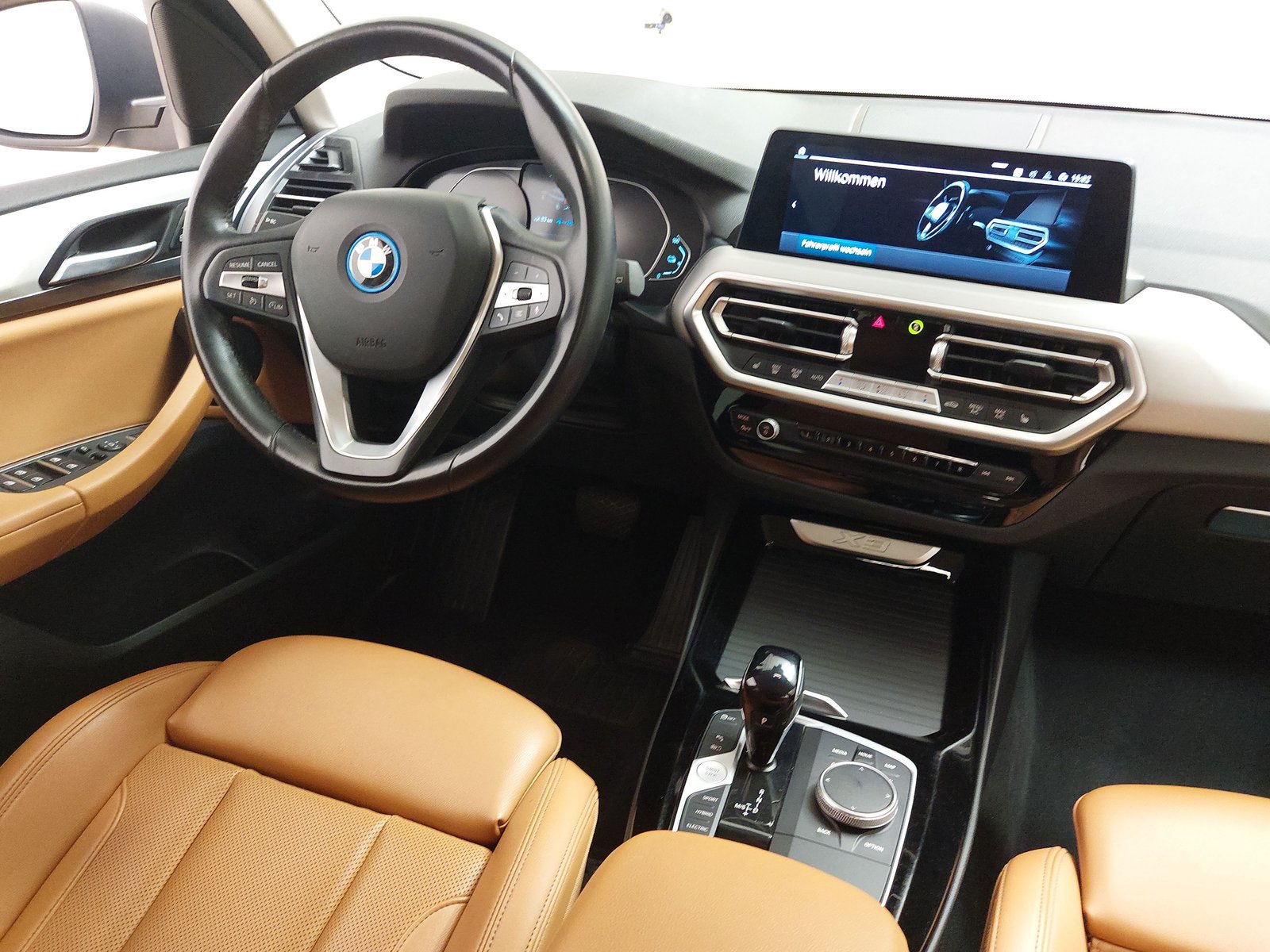 BMW X3 xDrive30e Leder Navi LED RFK AHK 18
