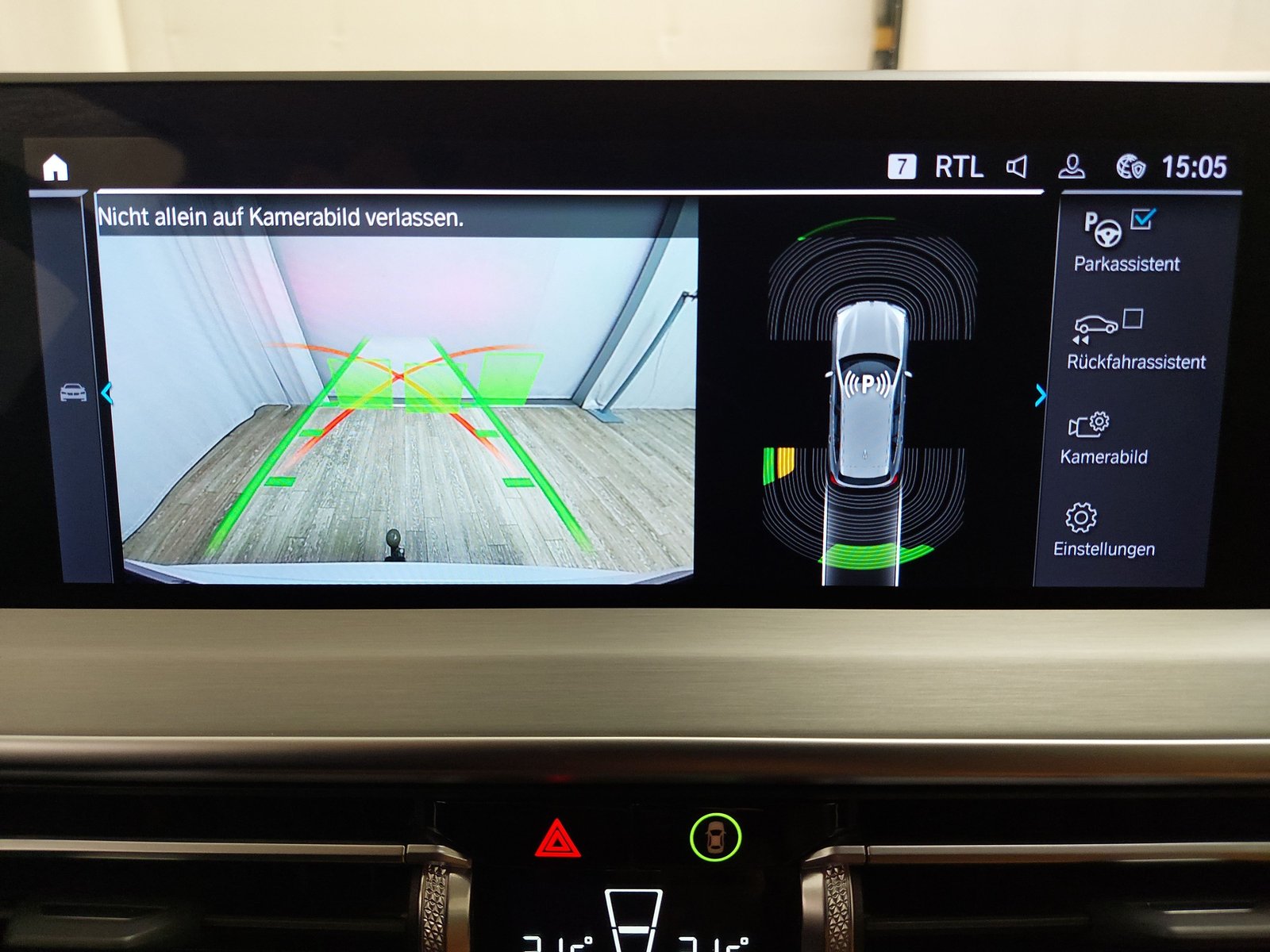 BMW X3 xDrive30e Leder Navi LED RFK AHK 15