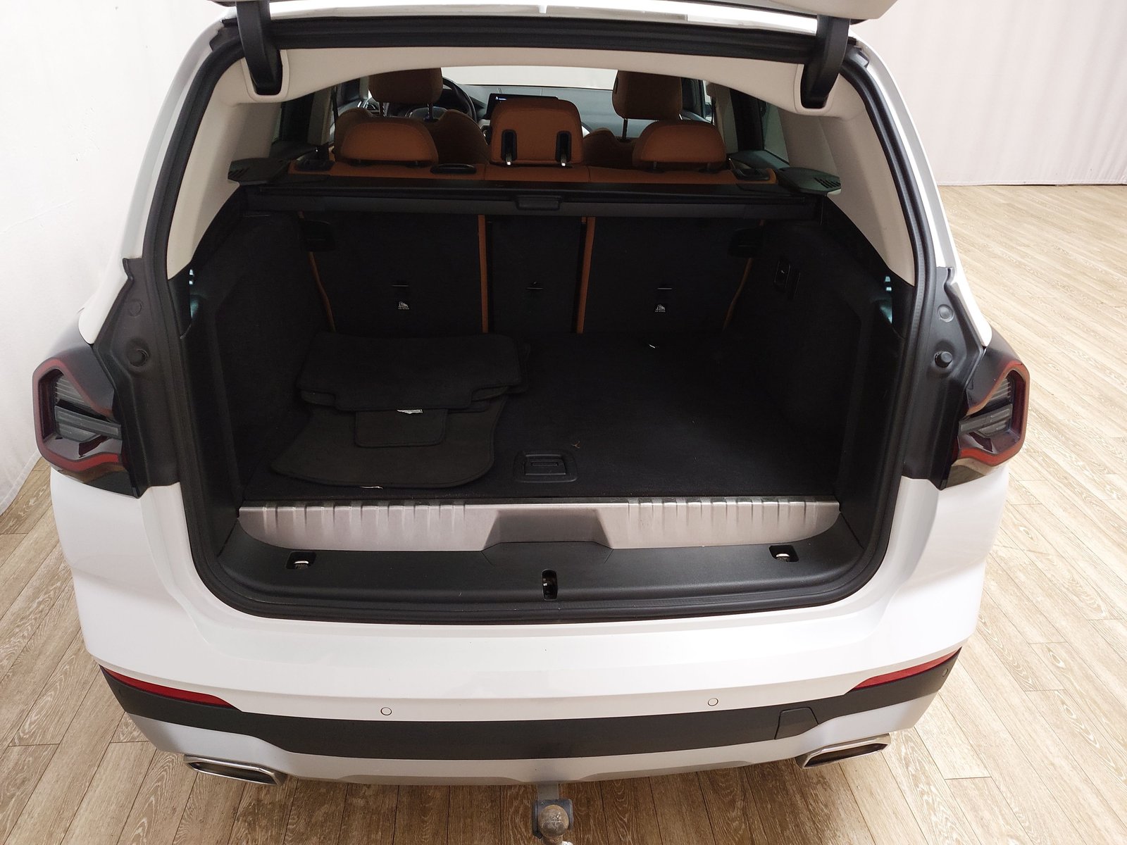 BMW X3 xDrive30e Leder Navi LED RFK AHK 17