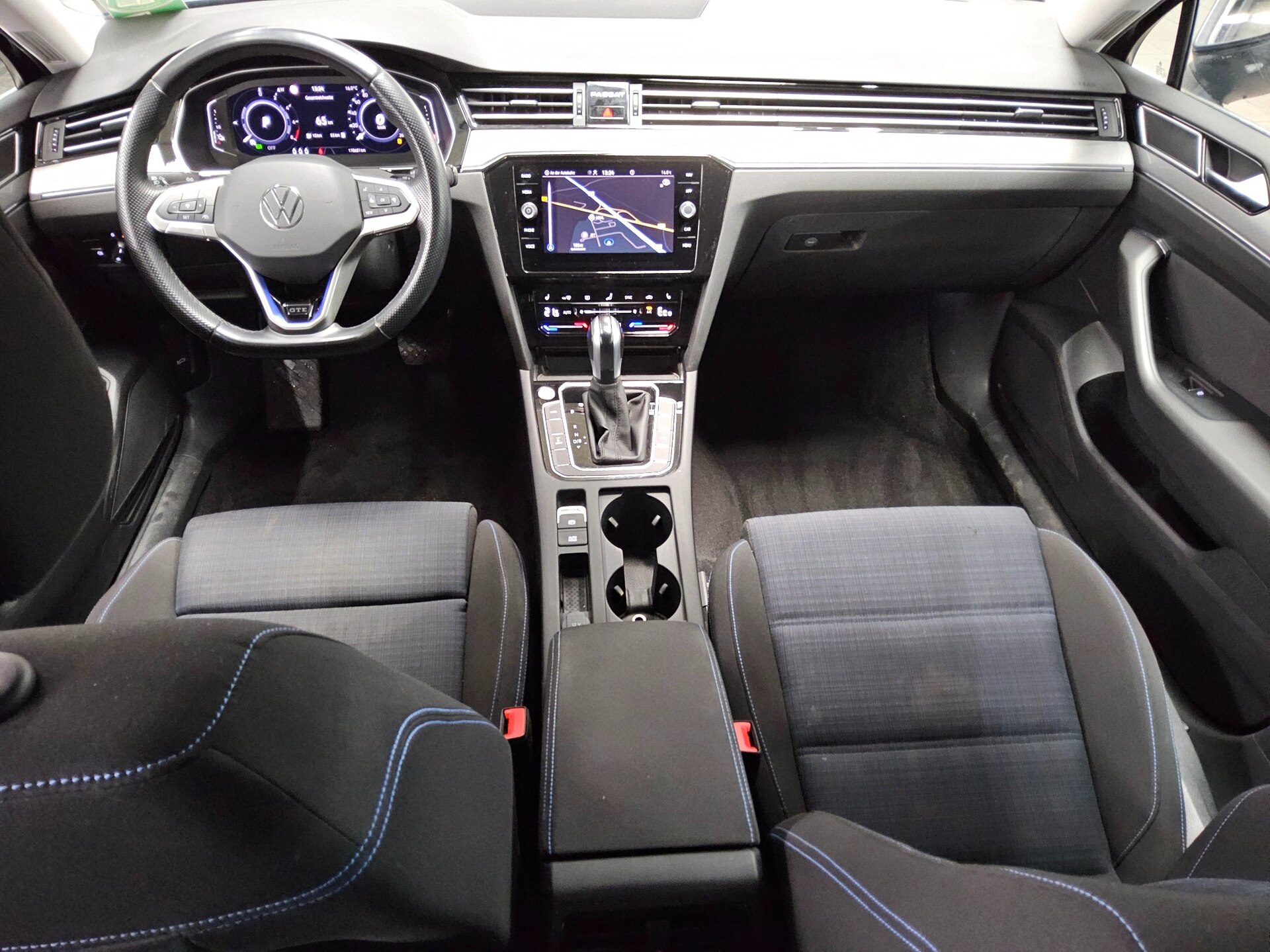 Volkswagen Passat Var. GTE 1.4 TSI Navi Matrix AID StHzg 5