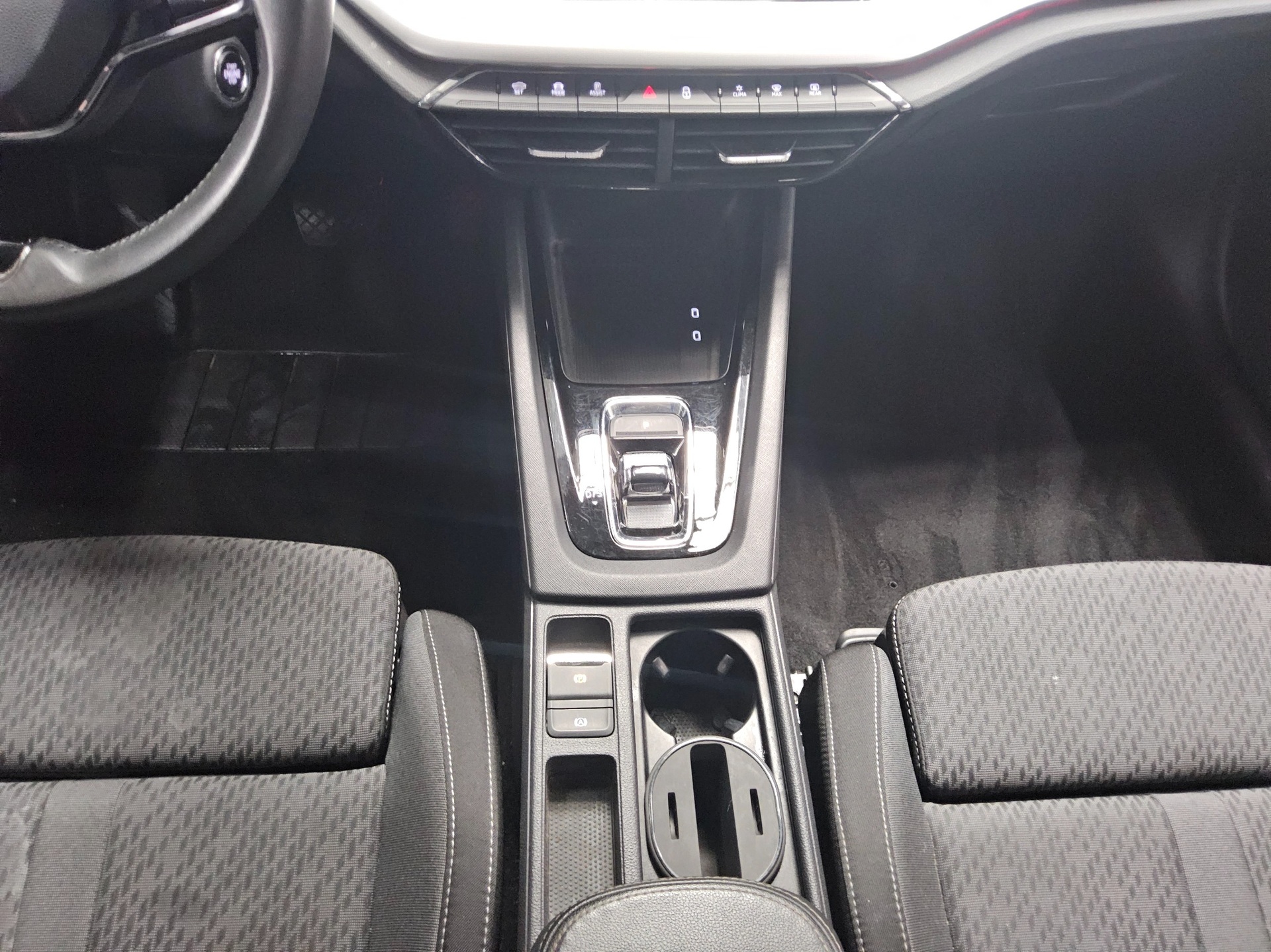 Skoda Octavia Kombi 2.0 TDI Ambition Navi LED vc ACC 6