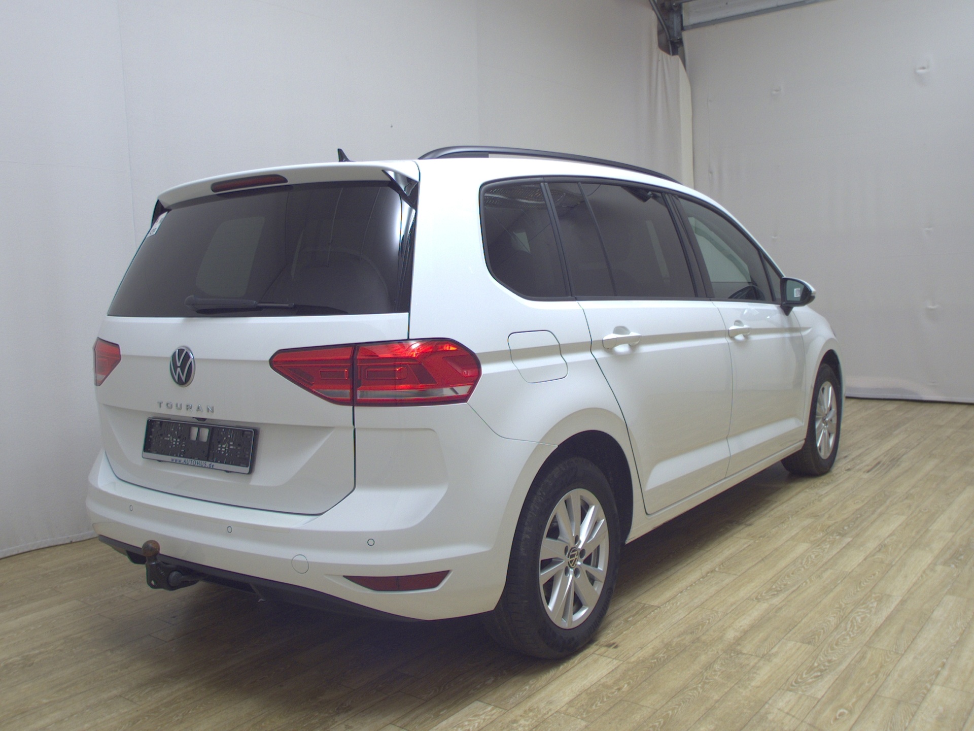 Volkswagen Touran 2.0 TDI Comf. Navi DC Dynaudio RfK 4xShz 4