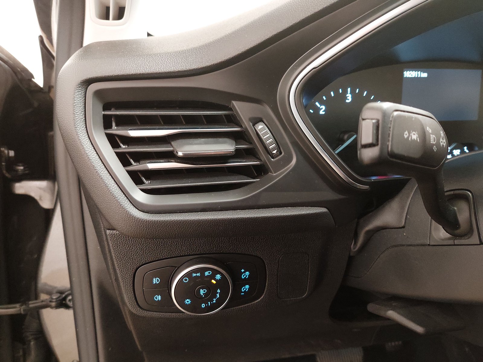Ford Focus Turnier 1.5 EB Titanium NAVI LED SHZ PDC 7