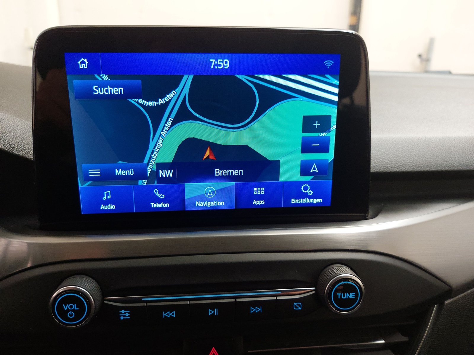 Ford Focus Turnier 1.5 EB Titanium NAVI LED SHZ PDC 18