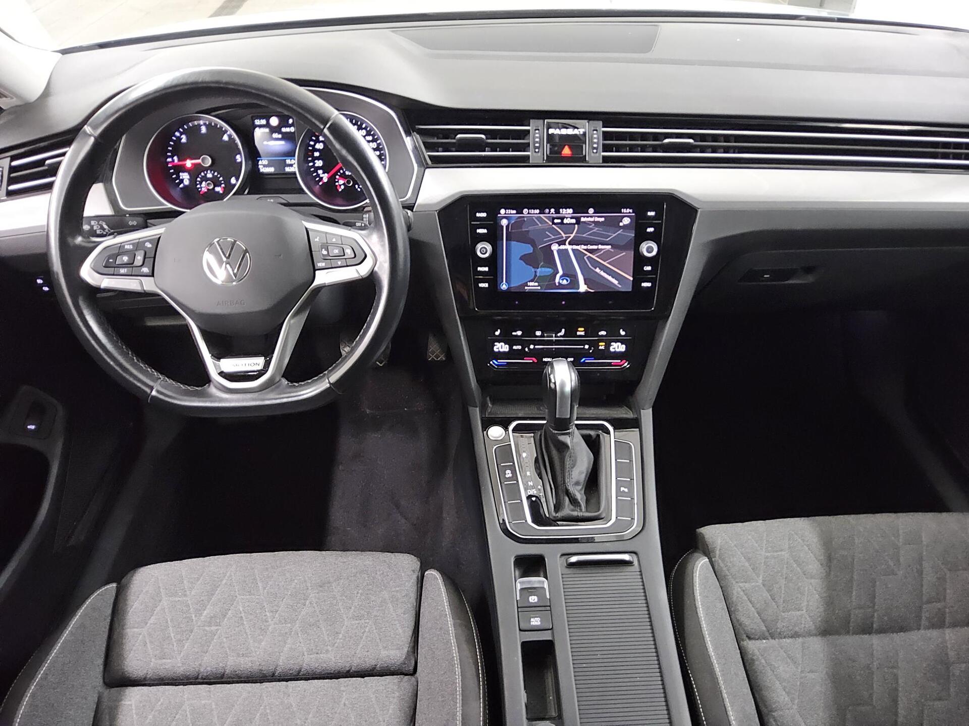 Volkswagen Passat Variant 2.0 TDI 4M Business Navi LED AHK 5