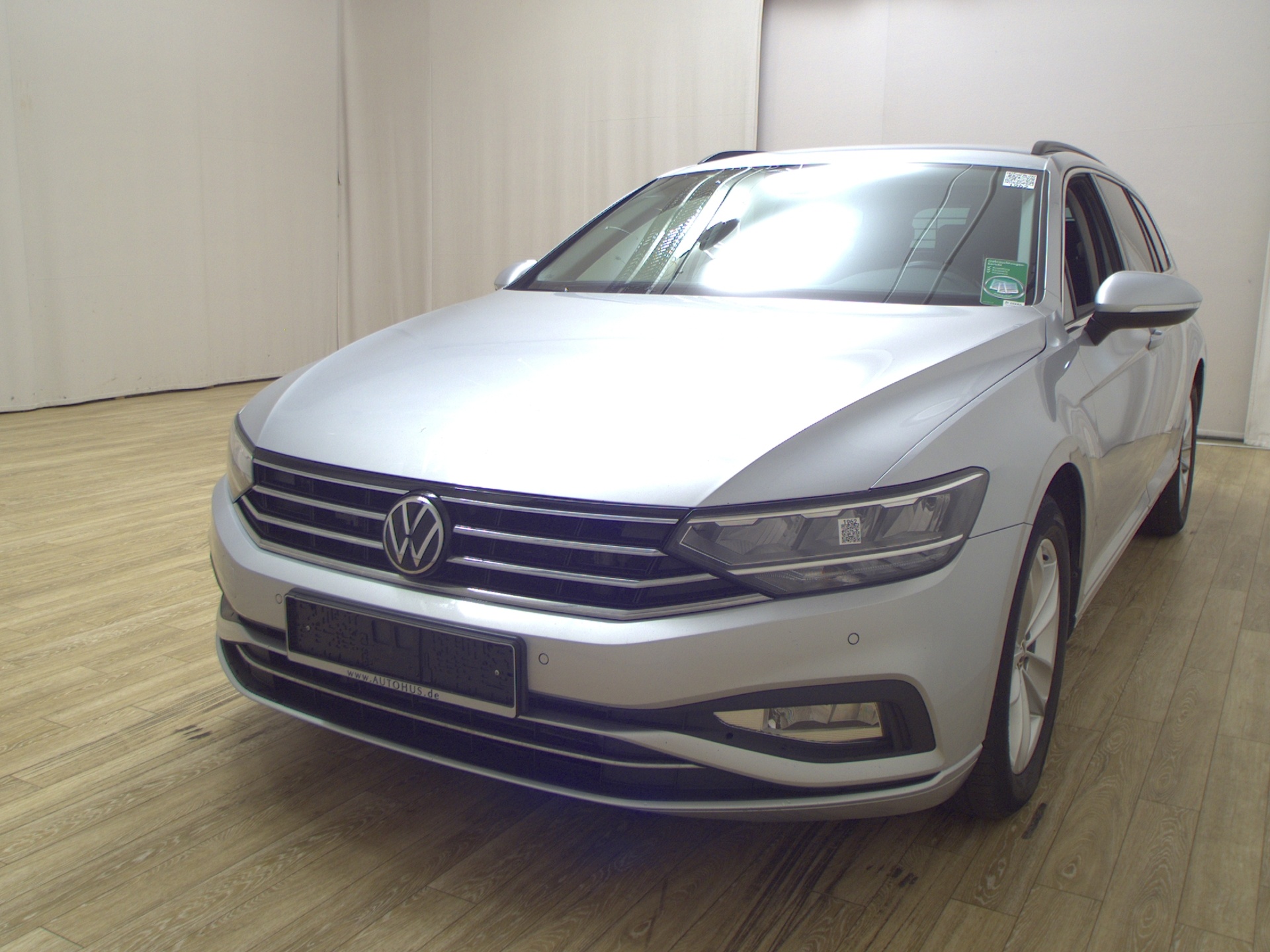Volkswagen Passat Variant 2.0 TDI 4M Business Navi LED AHK 2