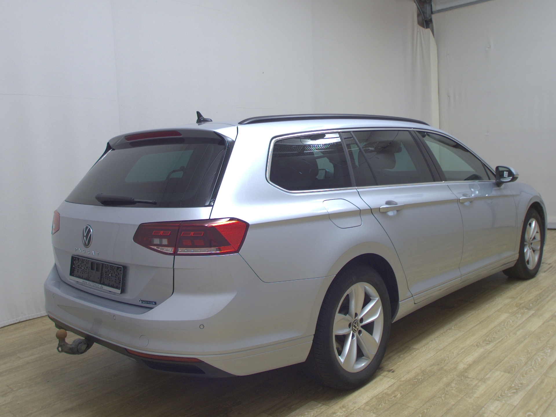 Volkswagen Passat Variant 2.0 TDI 4M Business Navi LED AHK 4