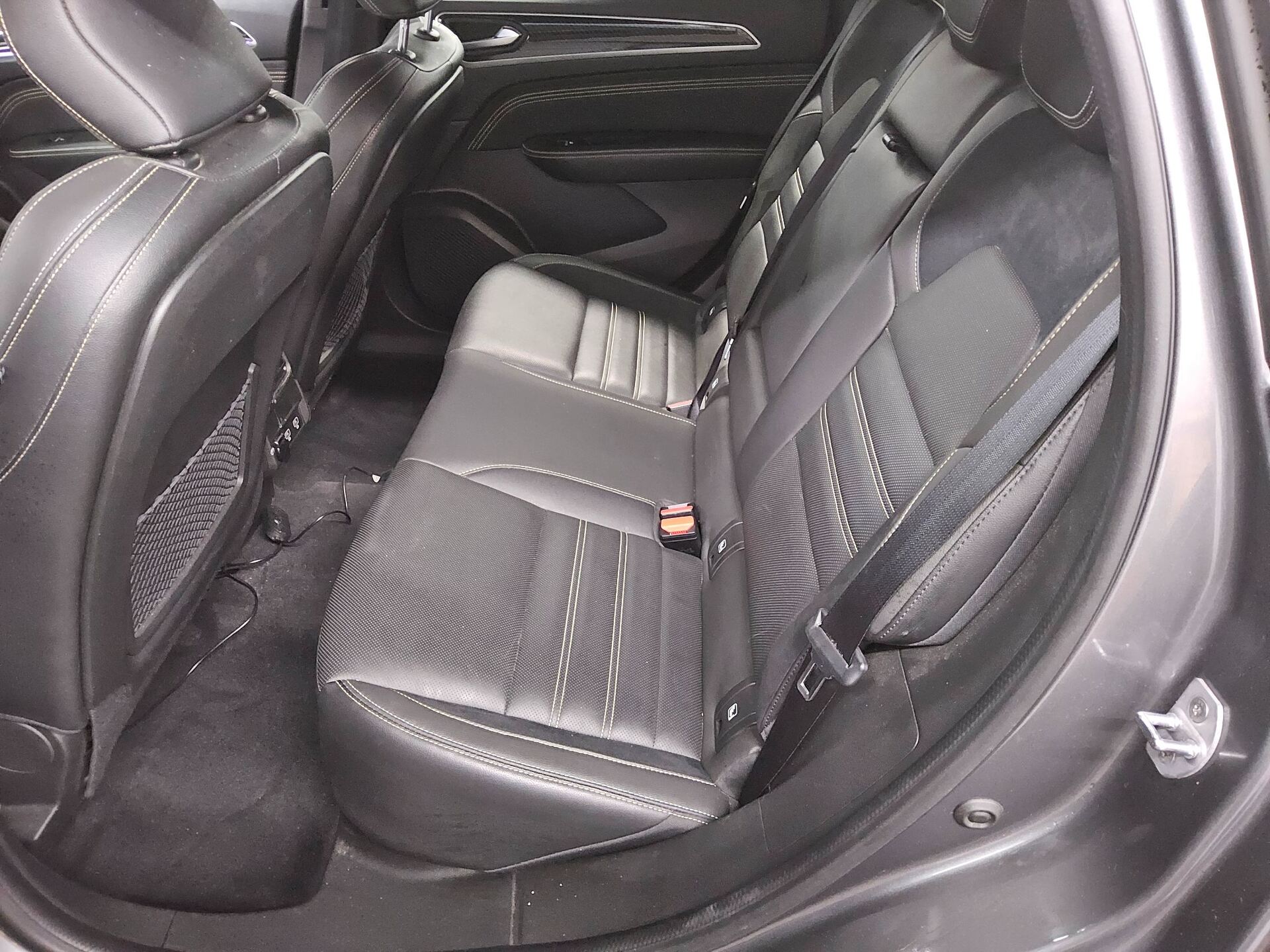 Renault Arkana 1.6 E-Tech Navi LED Leder RFK ACC 13