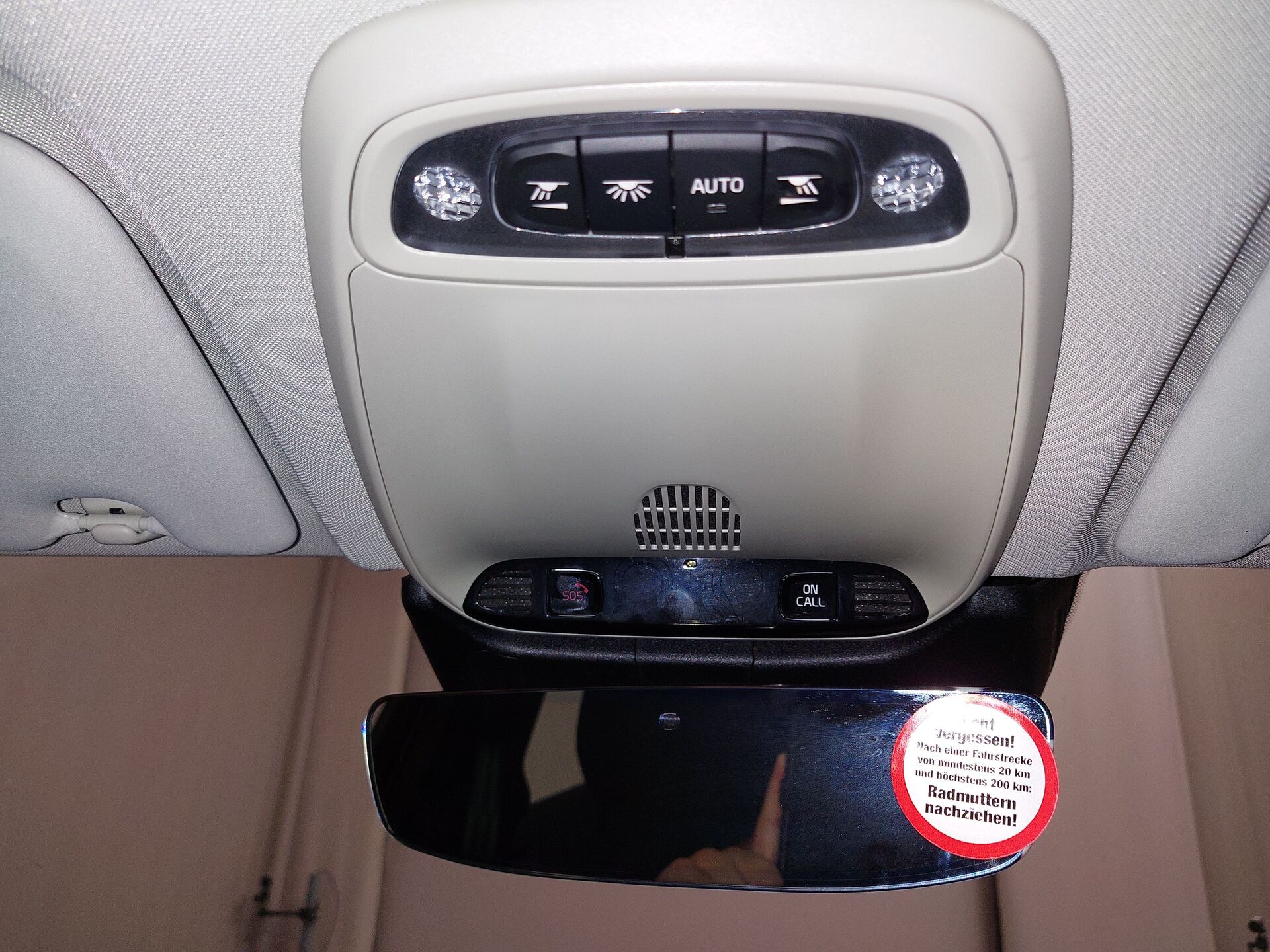 Volvo XC60 B4 Momentum Pro Navi LED H-K RFK AHK 16
