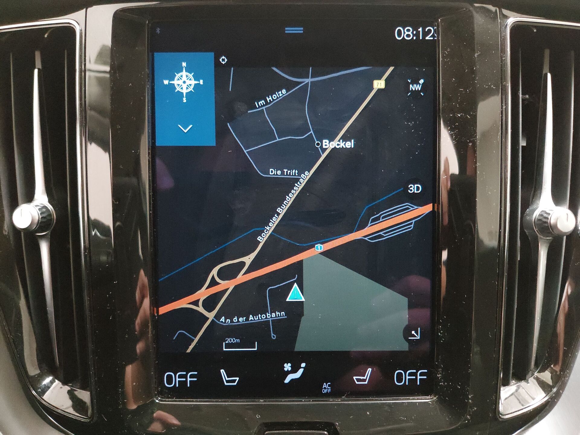Volvo XC60 B4 Momentum Pro Navi LED H-K RFK AHK 18