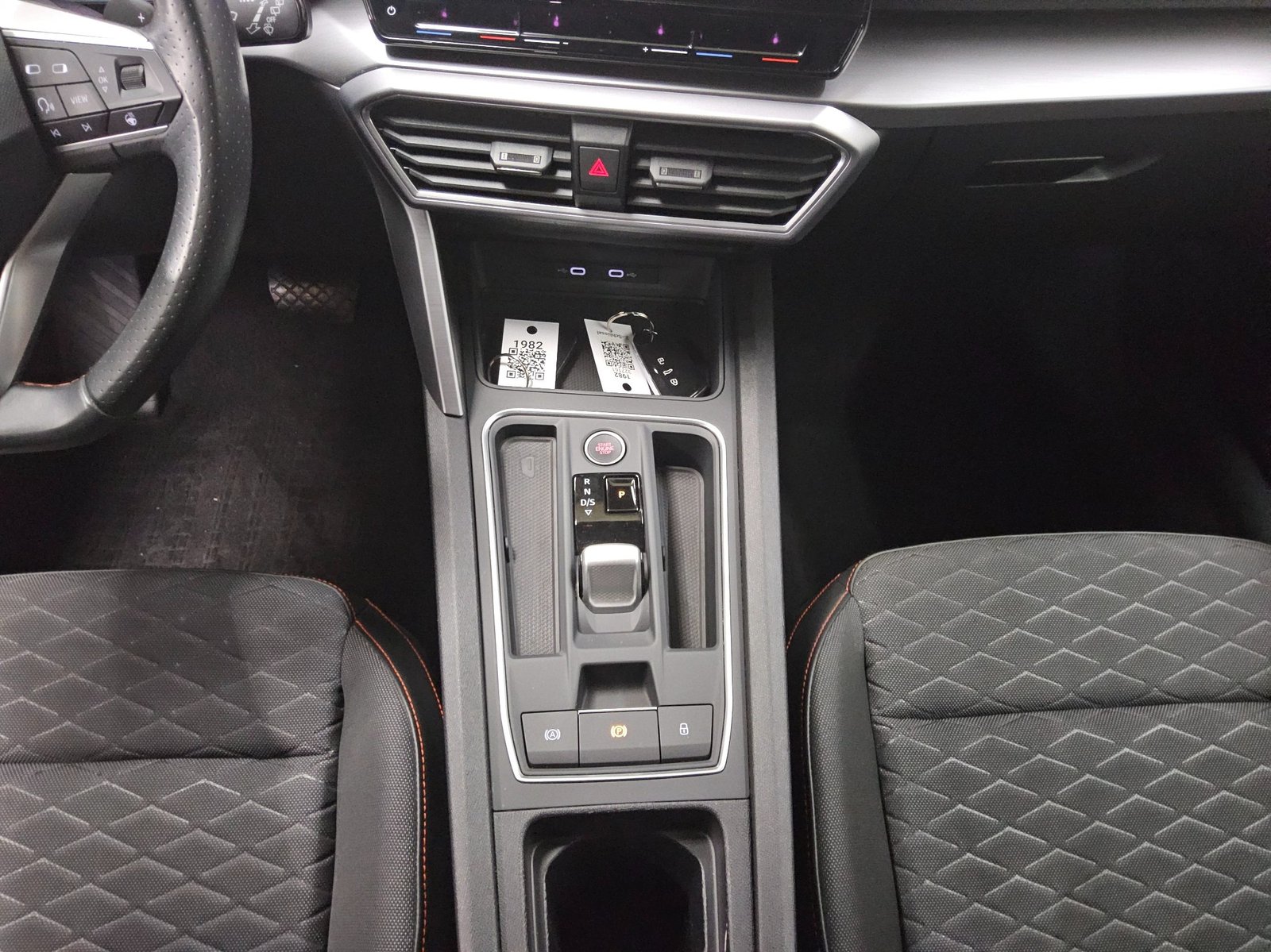 Seat Leon Sportstourer 2.0 TDI FR-Line T-Leder Navi 6