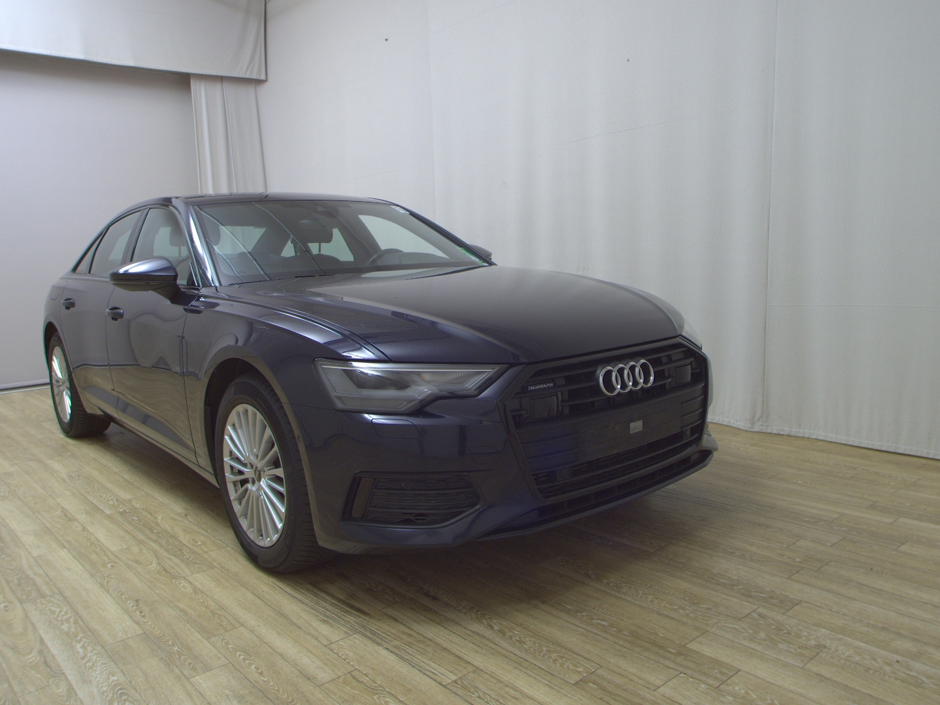 Audi A6 45 TFSI Qu. design Leder Navi LED RfK PDC Shz 3