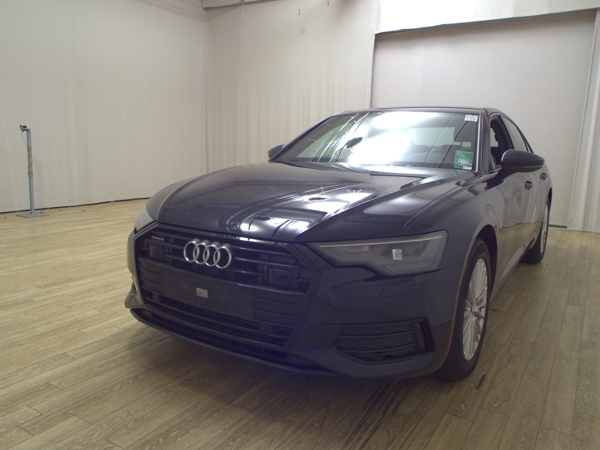 Audi A6 45 TFSI Qu. design Leder Navi LED RfK PDC Shz 2