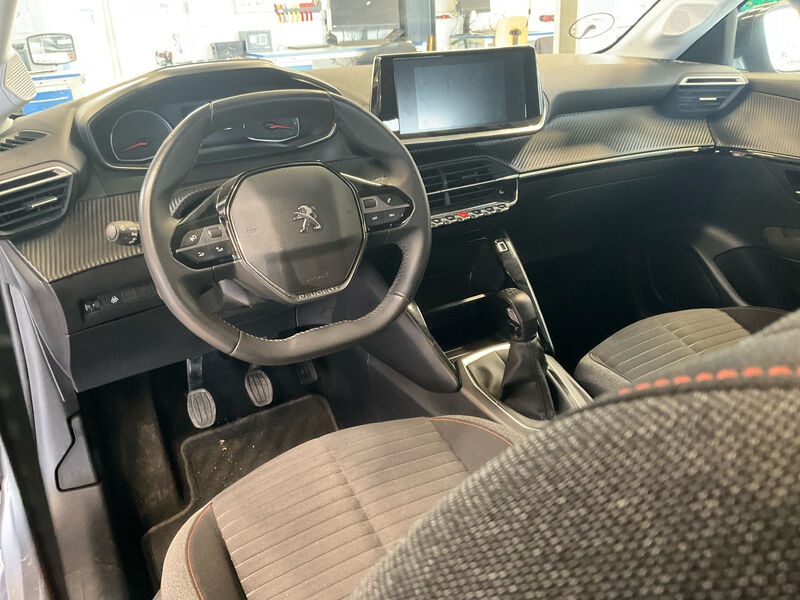 Peugeot 208 1.2 PureTech Active LED PDC Shz 5