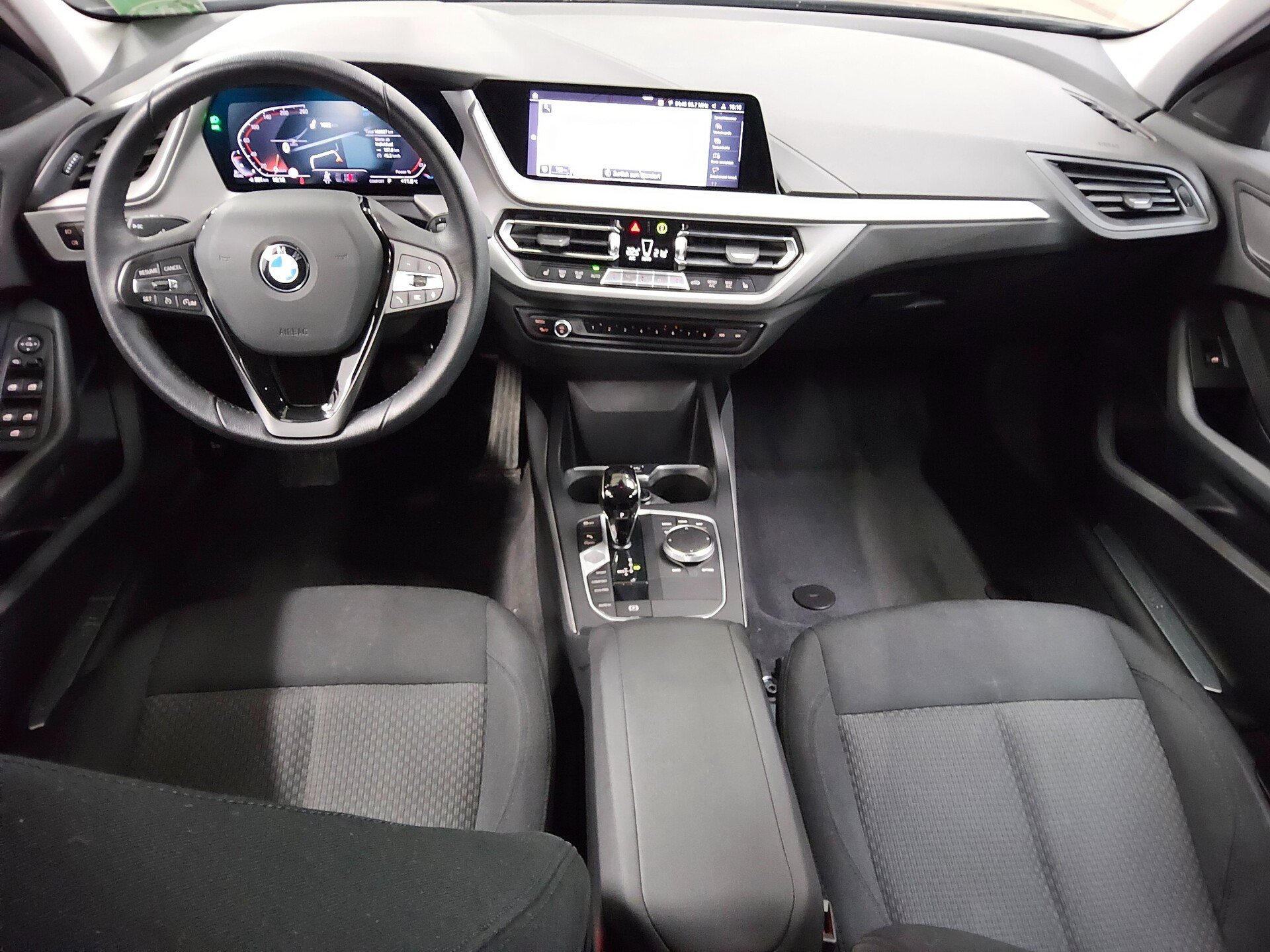 BMW 120dA Advantage Navi LED LC-Pro PDC Shz Tempomat 5