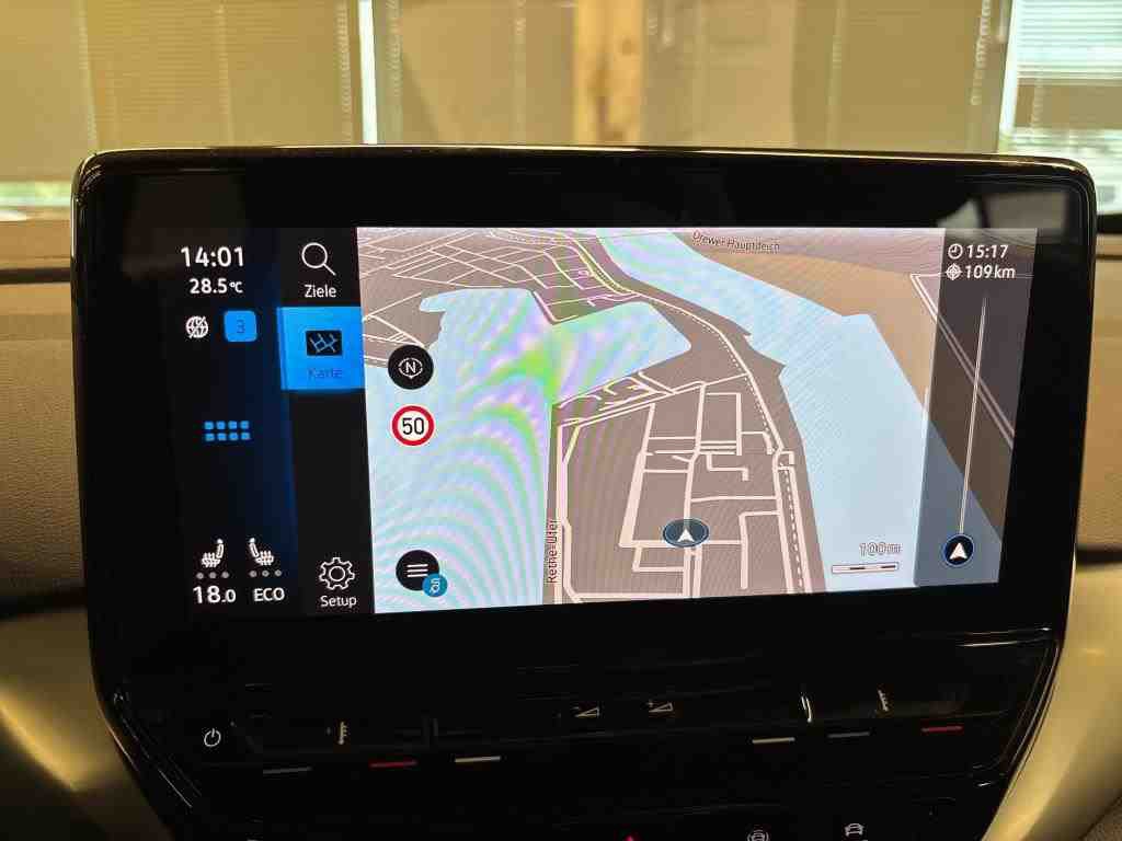 Volkswagen ID.4 NAVI LED SHZ PDC AHK 9
