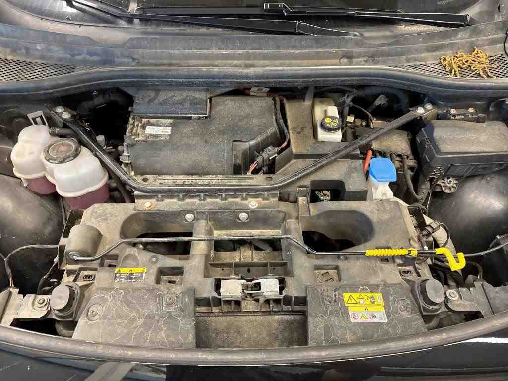 Volkswagen ID.4 NAVI LED SHZ PDC AHK 11
