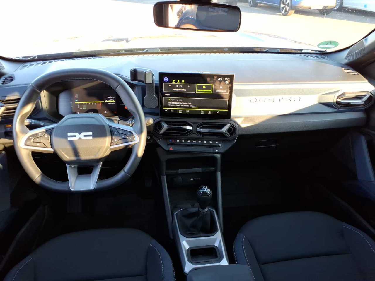 Dacia Duster NAVI KLIMAAUT RADIO TEMPO MFL 5