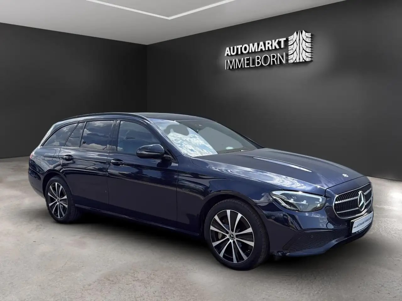 Mercedes-Benz E 300 de ALLRAD AHK*SDACH*Kamera*LED*SOH 88%*