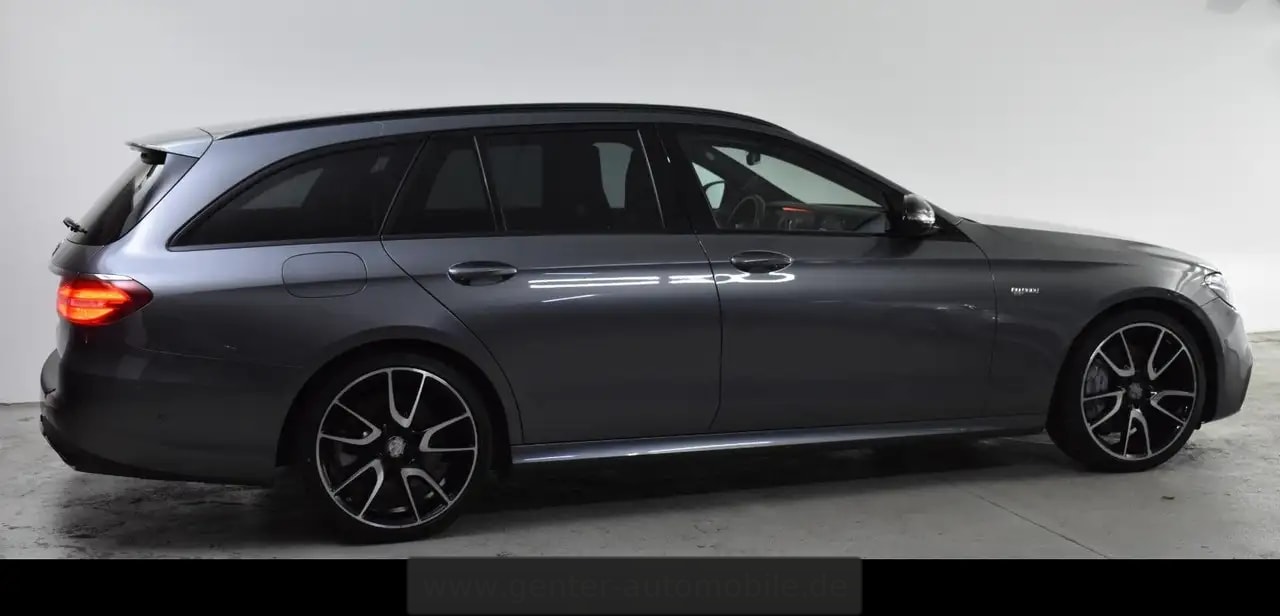 Mercedes-Benz E 43 AMG E 43 T AMG 4M COMAND WIDESCREEN WEBASTO AIRMATIC 4