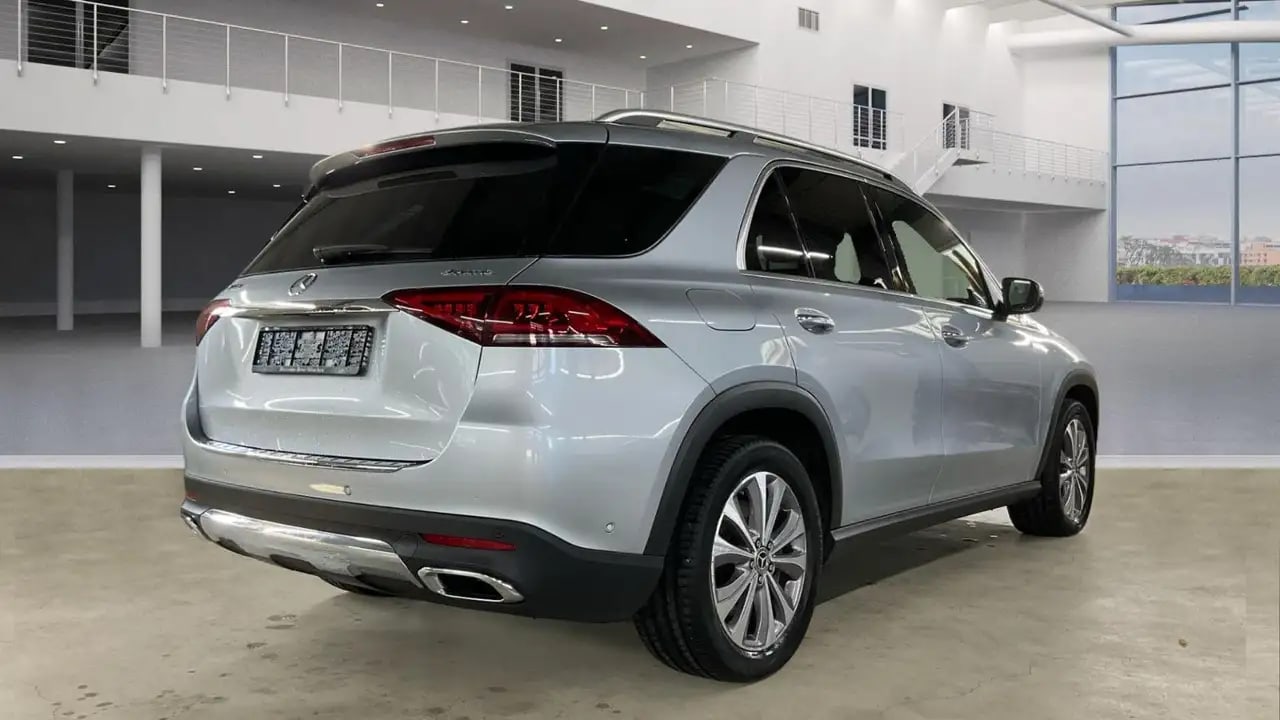 Mercedes-Benz GLE 400 d Airmatic*Pano*Massag+Sitzklima*360*Dis 4