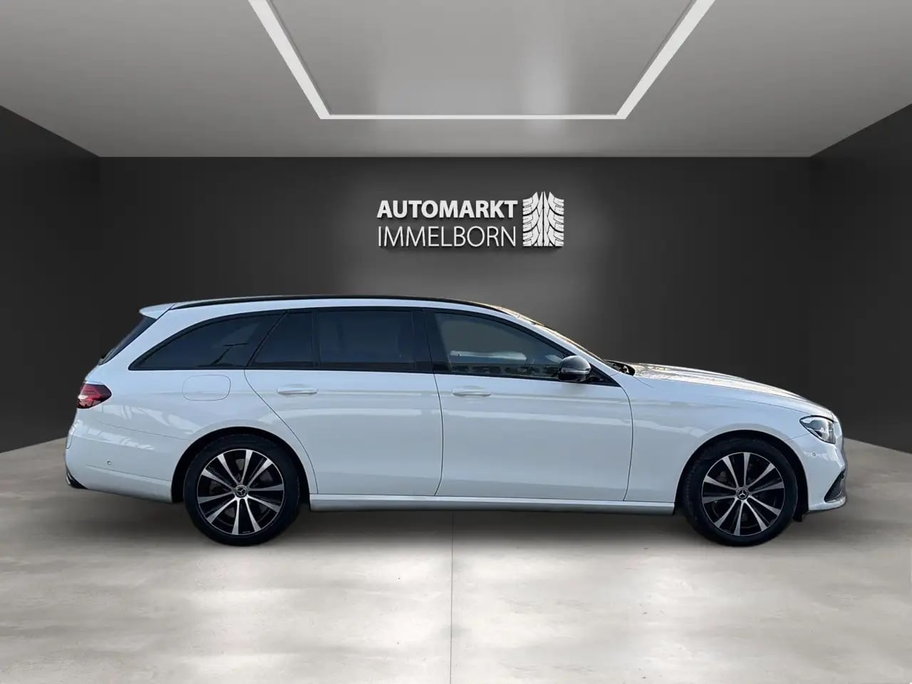 Mercedes-Benz E 300 de Pano*360*HUD*belüSitz*Distro*VollLeder* 10